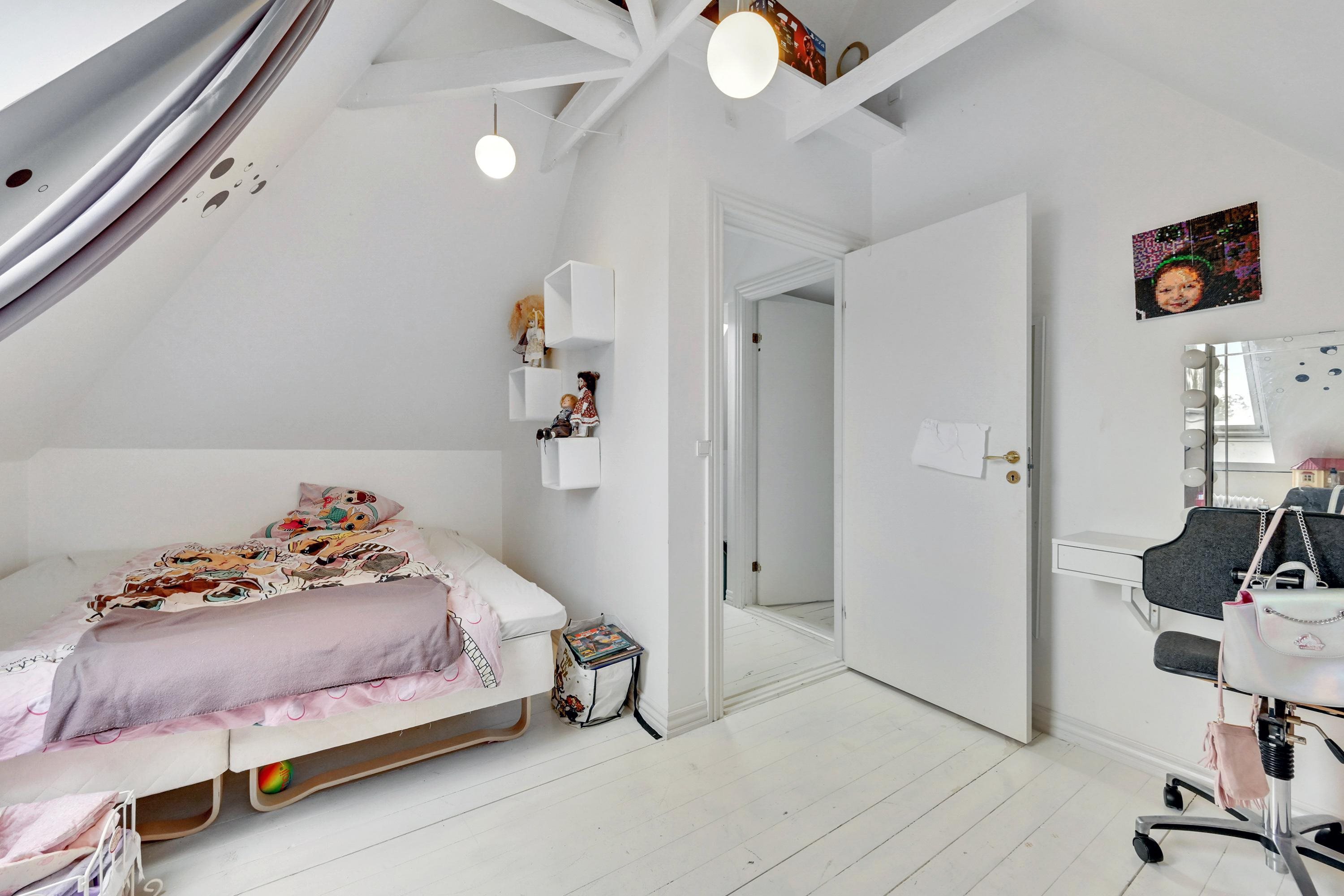 Fremhævet værelse billede i fuldskærmstilstand. Billede af Pilealle 14, 6900 Skjern