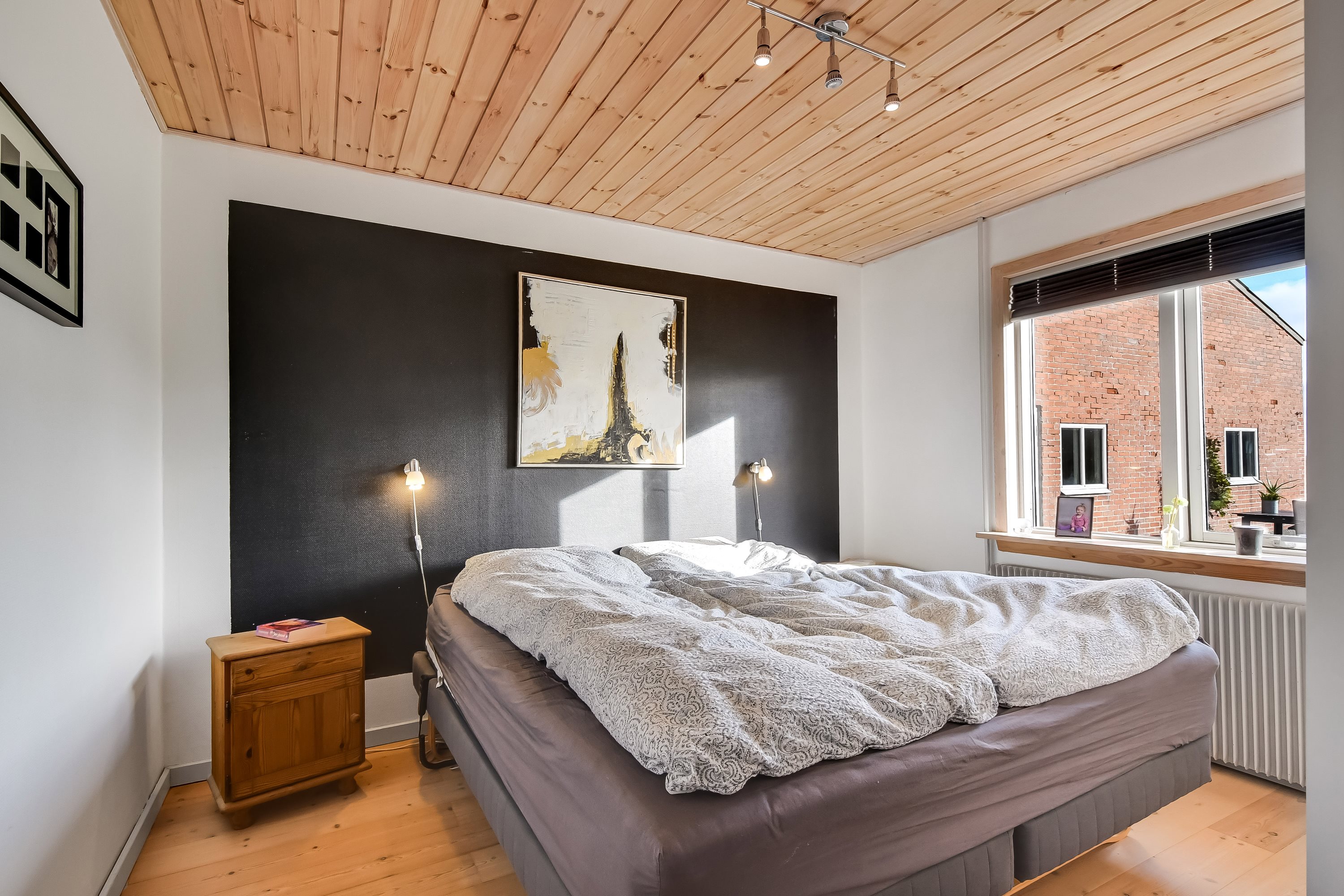 Fremhævet soveværelse billede i fuldskærmstilstand. Billede af Kærvej 10, 7650 Bøvlingbjerg