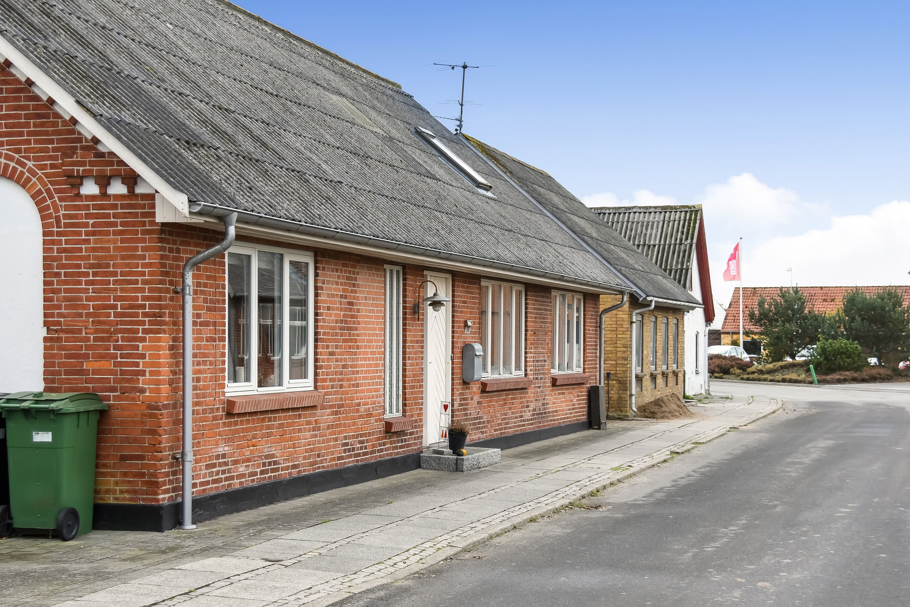 Fremhævet ejendommen billede i fuldskærmstilstand. Billede af Kærvej 10, 7650 Bøvlingbjerg