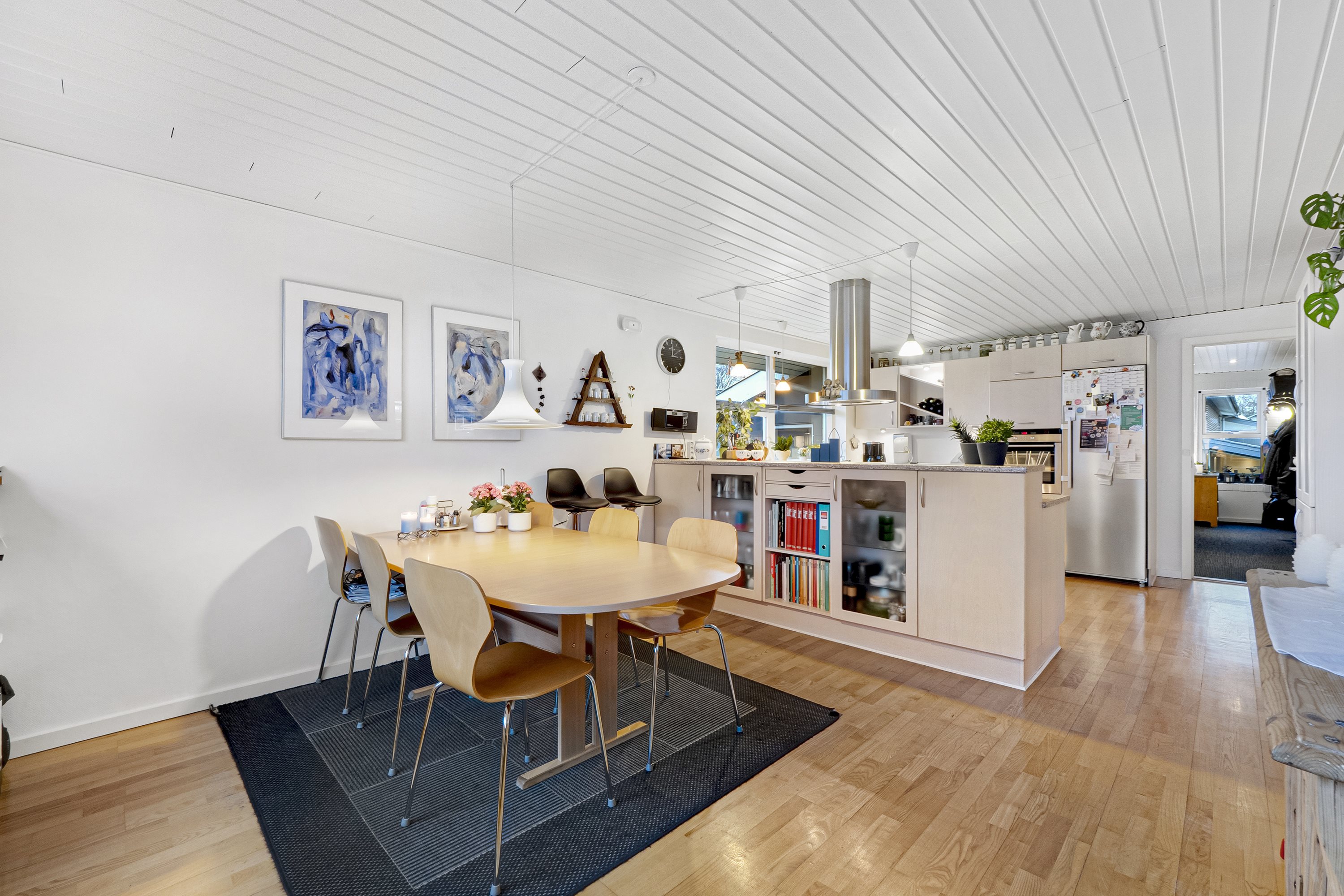 Fremhævet stue billede i fuldskærmstilstand. Billede af Vesterled 2, Øster Jølby, 7950 Erslev