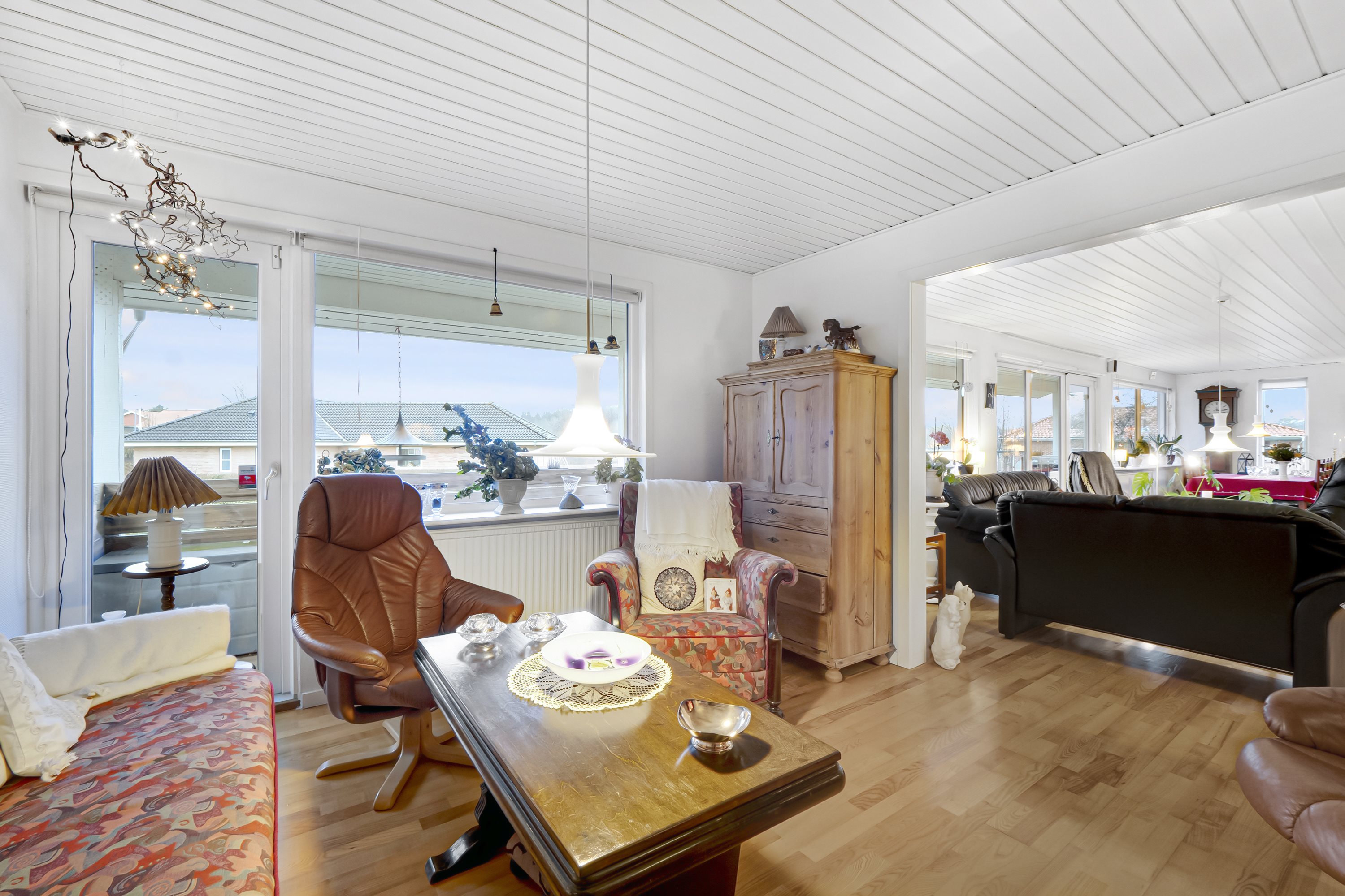 Fremhævet stue billede i fuldskærmstilstand. Billede af Vesterled 2, Øster Jølby, 7950 Erslev