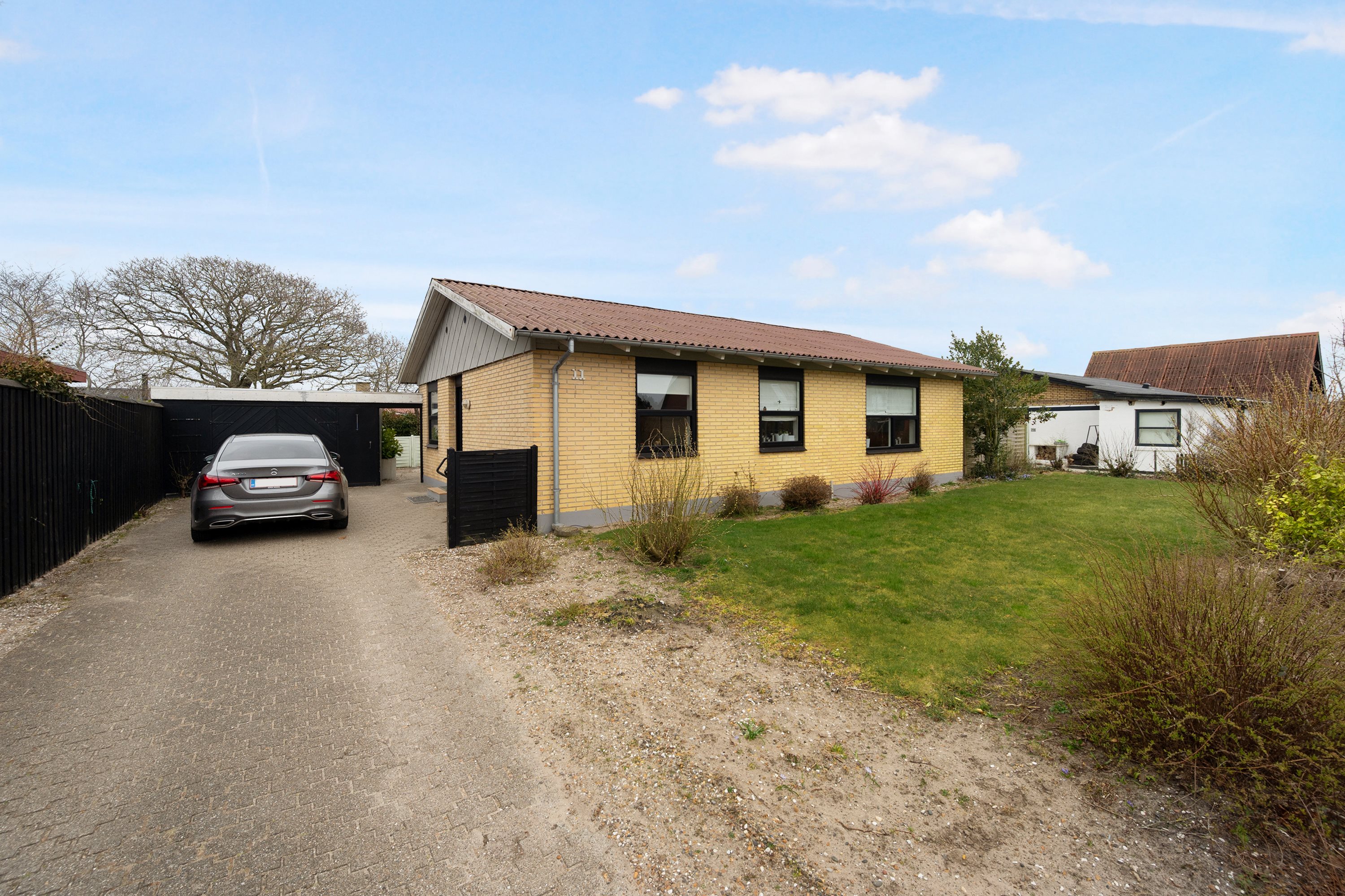 Miniaturebillede 1: ejendommen. Billede af Lyngvangen 11, 9850 Hirtshals