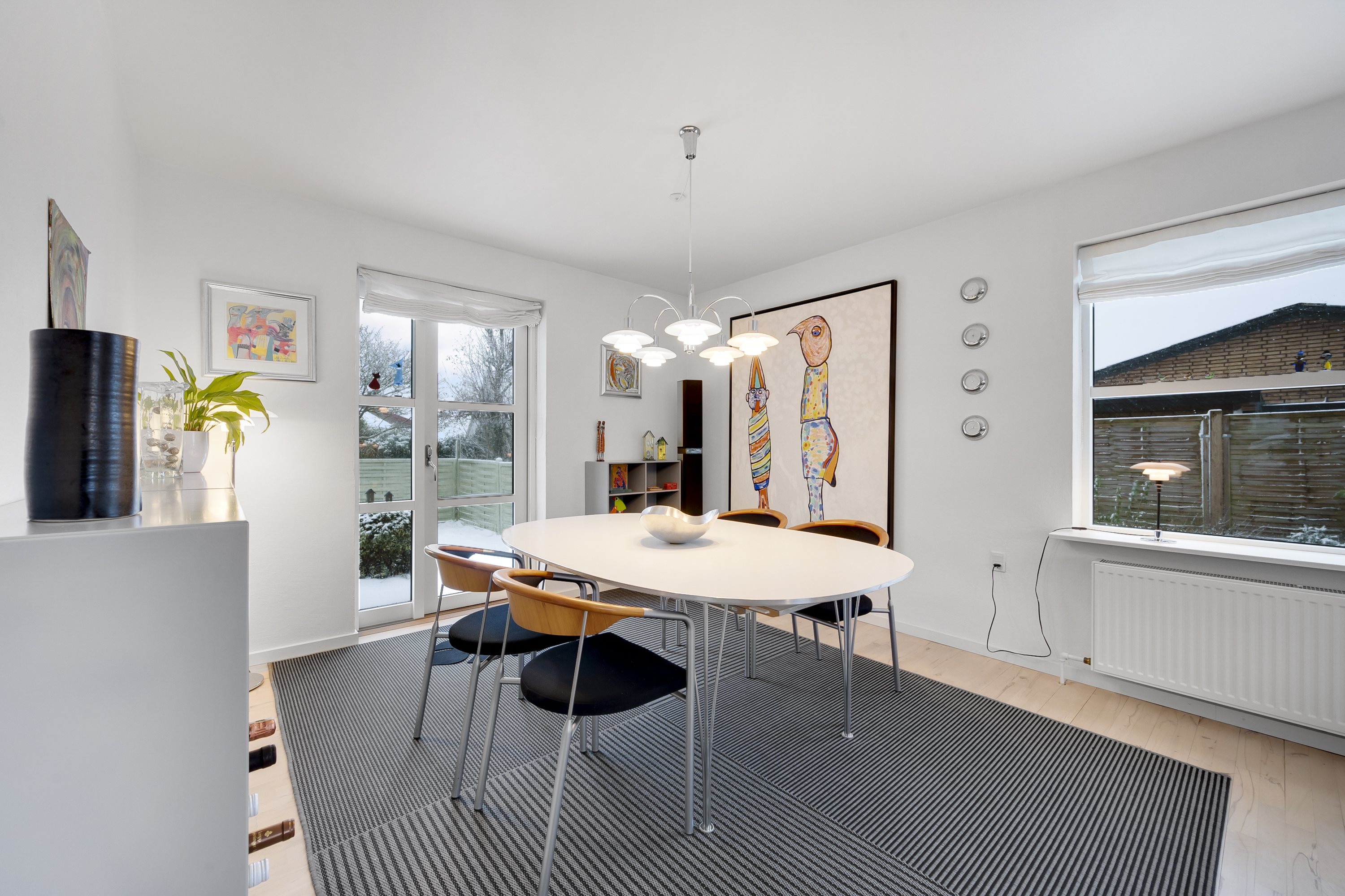 Fremhævet stue billede i fuldskærmstilstand. Billede af Lyngvangen 11, 9850 Hirtshals