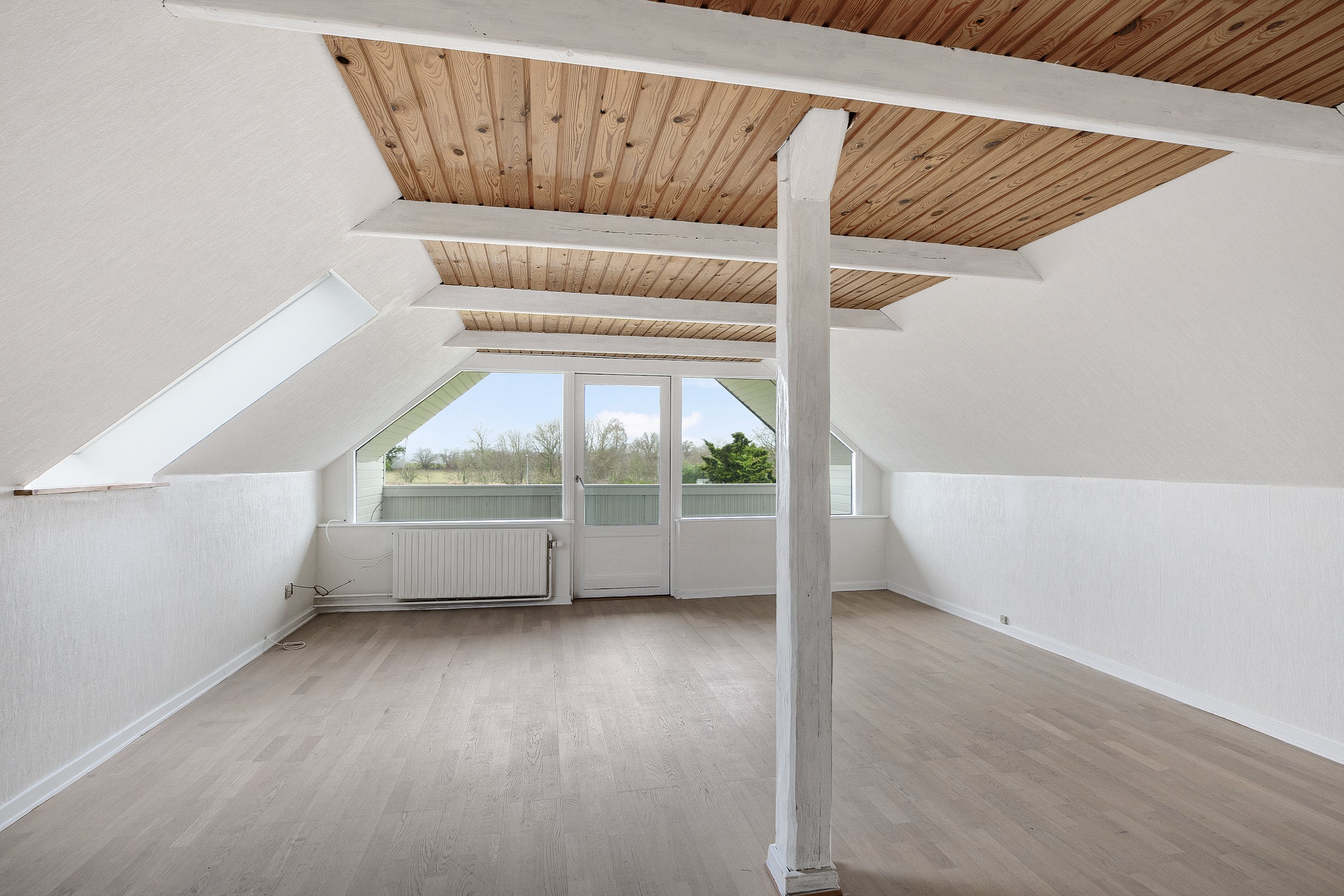 Fremhævet stue billede i fuldskærmstilstand. Billede af Skærtoft 11, Østerholm, 6440 Augustenborg