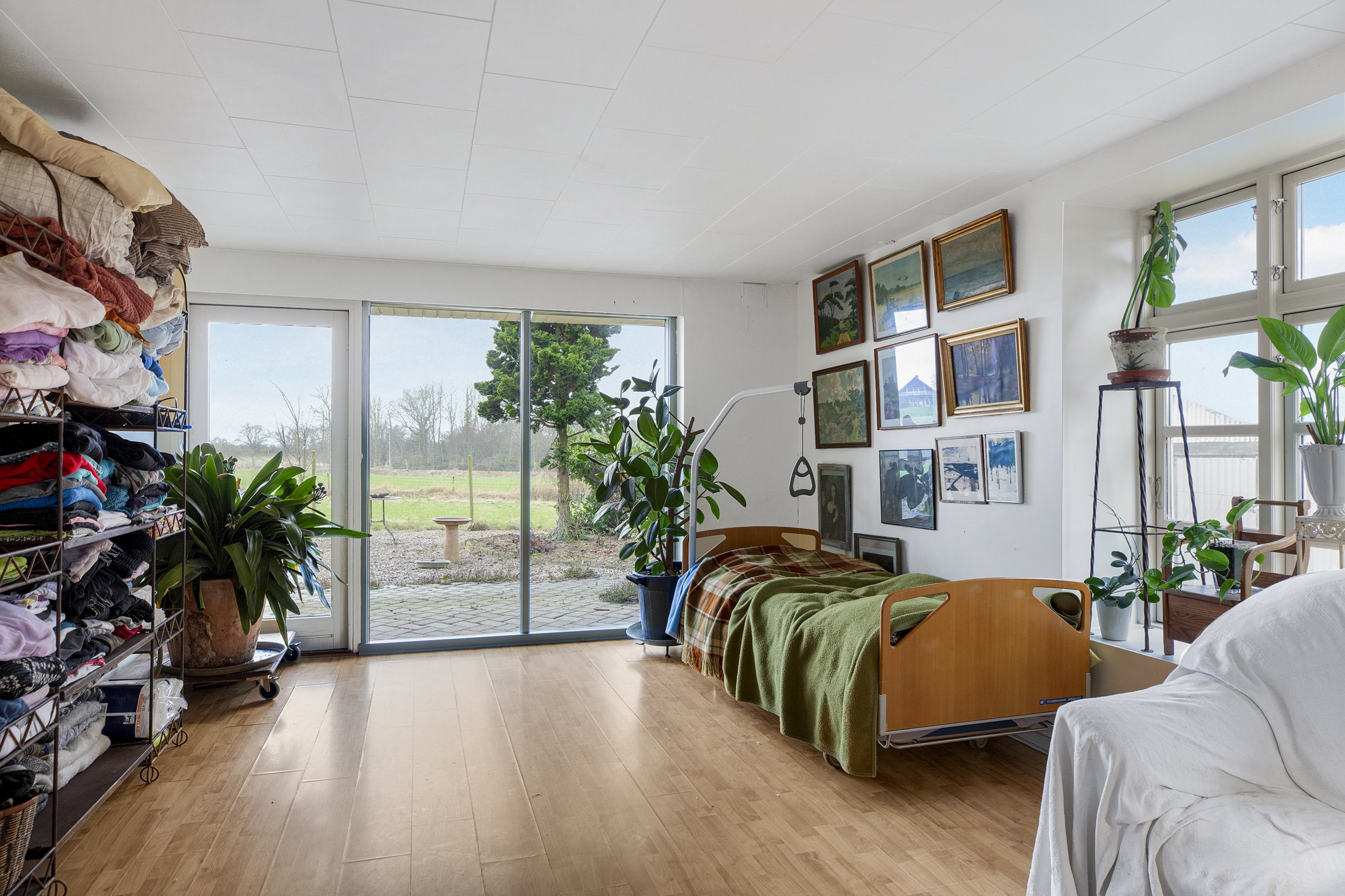 Fremhævet stue billede i fuldskærmstilstand. Billede af Skærtoft 11, Østerholm, 6440 Augustenborg