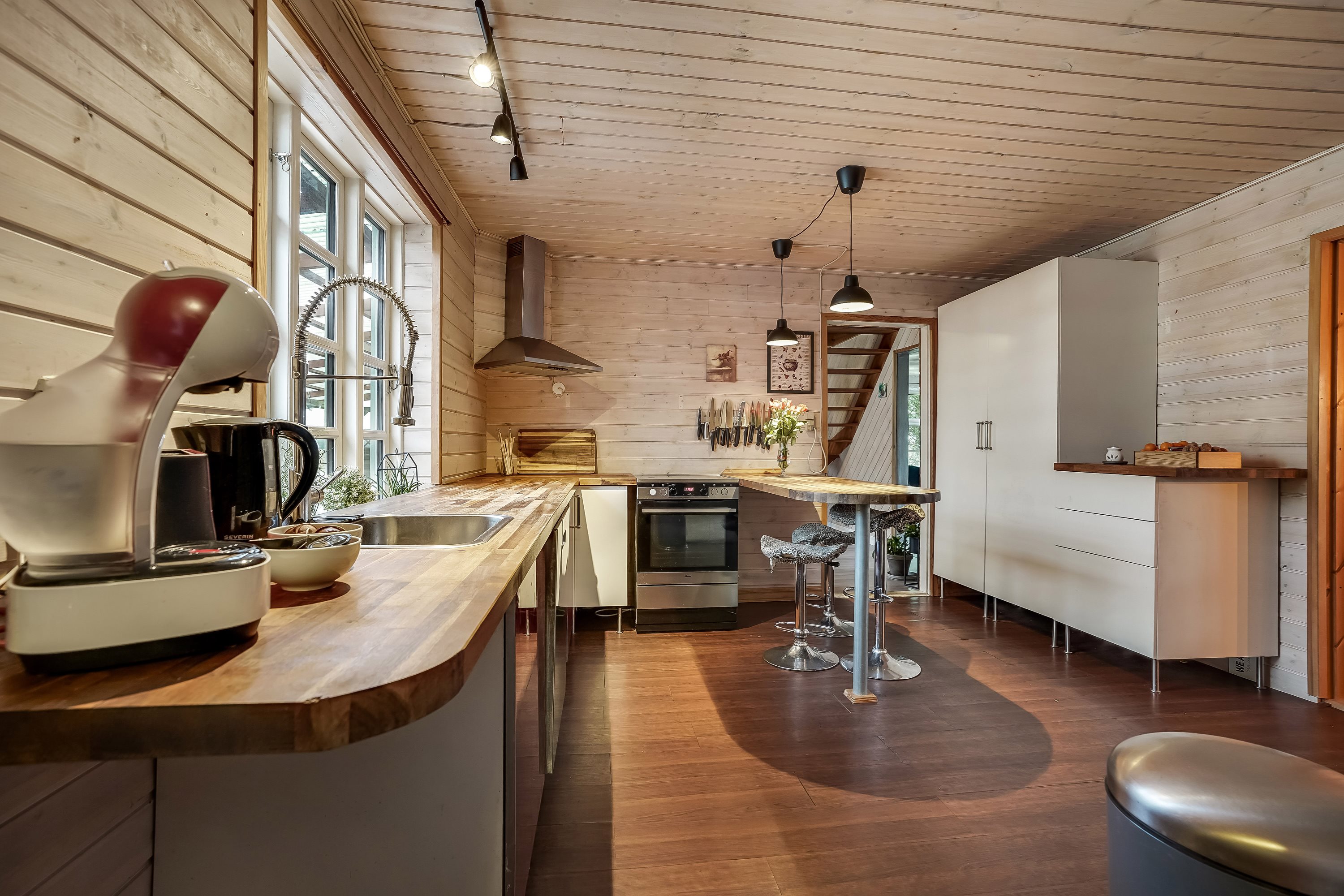 Fremhævet køkken billede i fuldskærmstilstand. Billede af Firhøjvej 1, Hammer, 7160 Tørring