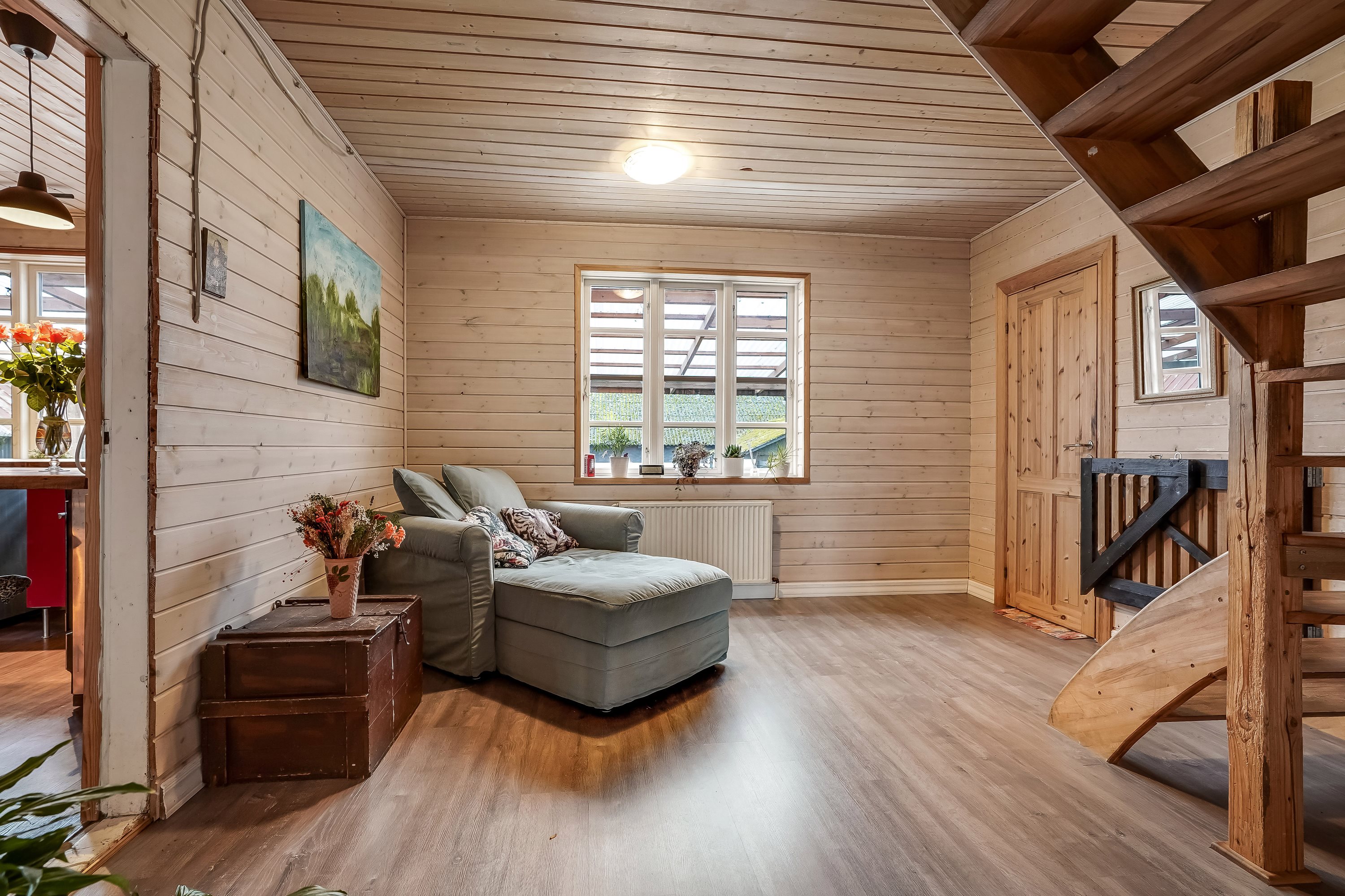 Fremhævet stue billede i fuldskærmstilstand. Billede af Firhøjvej 1, Hammer, 7160 Tørring