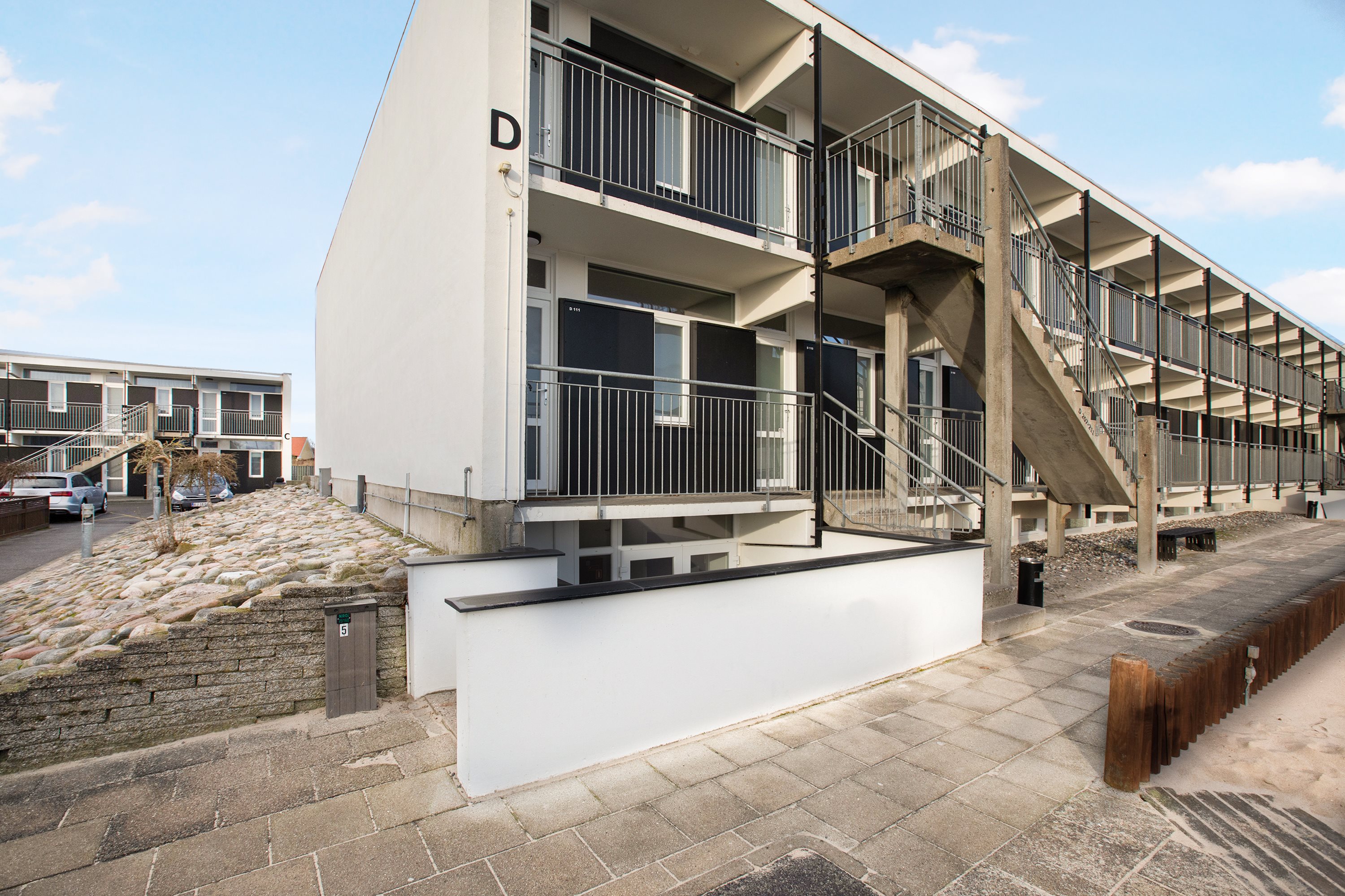 Miniaturebillede 1: ejendommen. Billede af Fægangsvej 11D, st.. 110., Bønnerup Strand, 8585 Glesborg