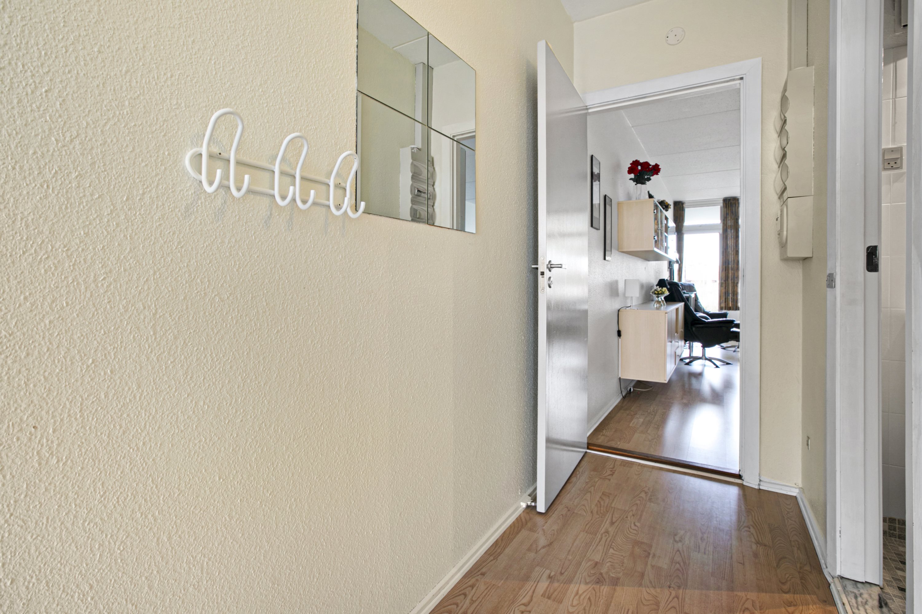 Fremhævet entré billede i fuldskærmstilstand. Billede af Fægangsvej 11D, st.. 110., Bønnerup Strand, 8585 Glesborg