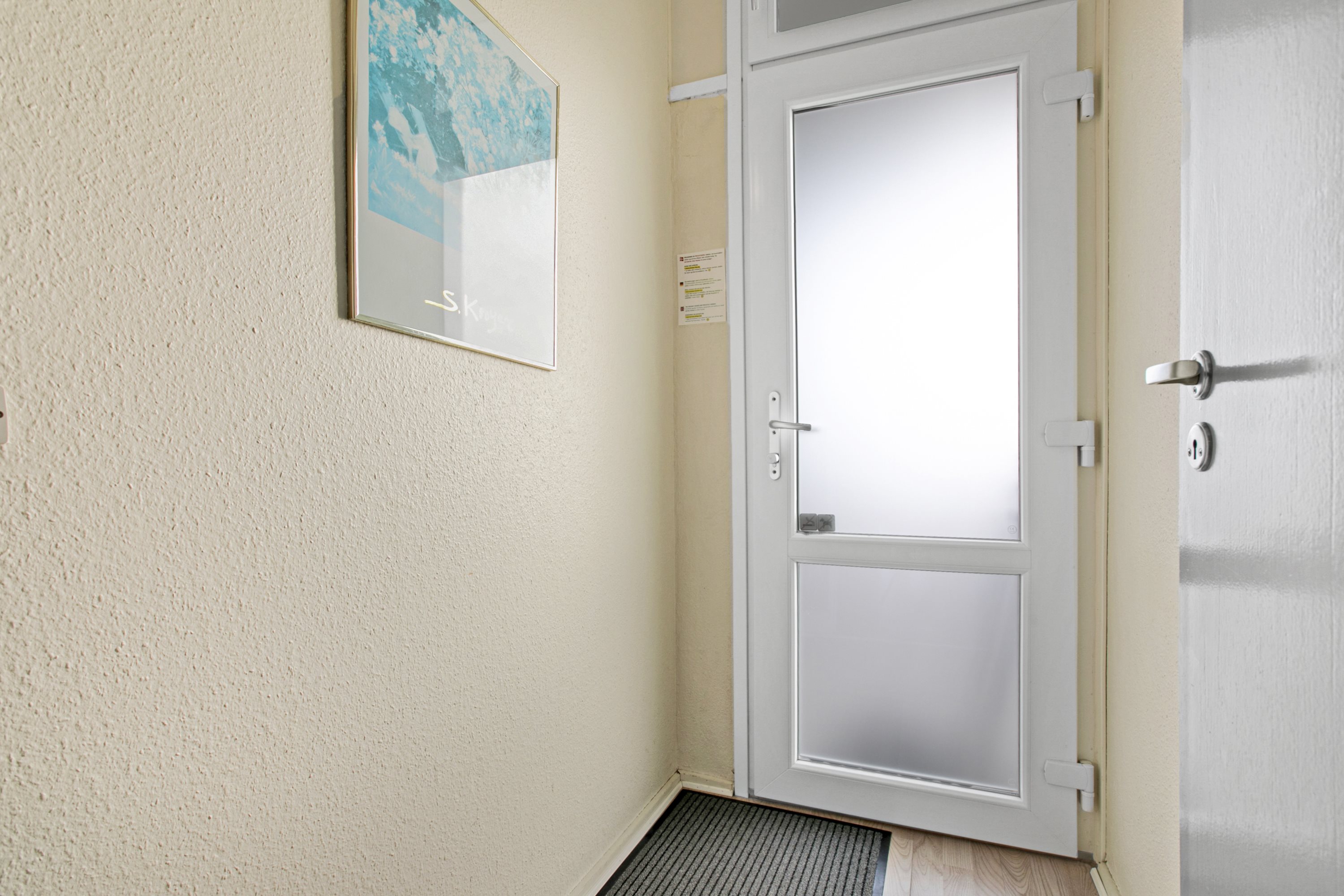 Fremhævet entré billede i fuldskærmstilstand. Billede af Fægangsvej 11D, st.. 110., Bønnerup Strand, 8585 Glesborg