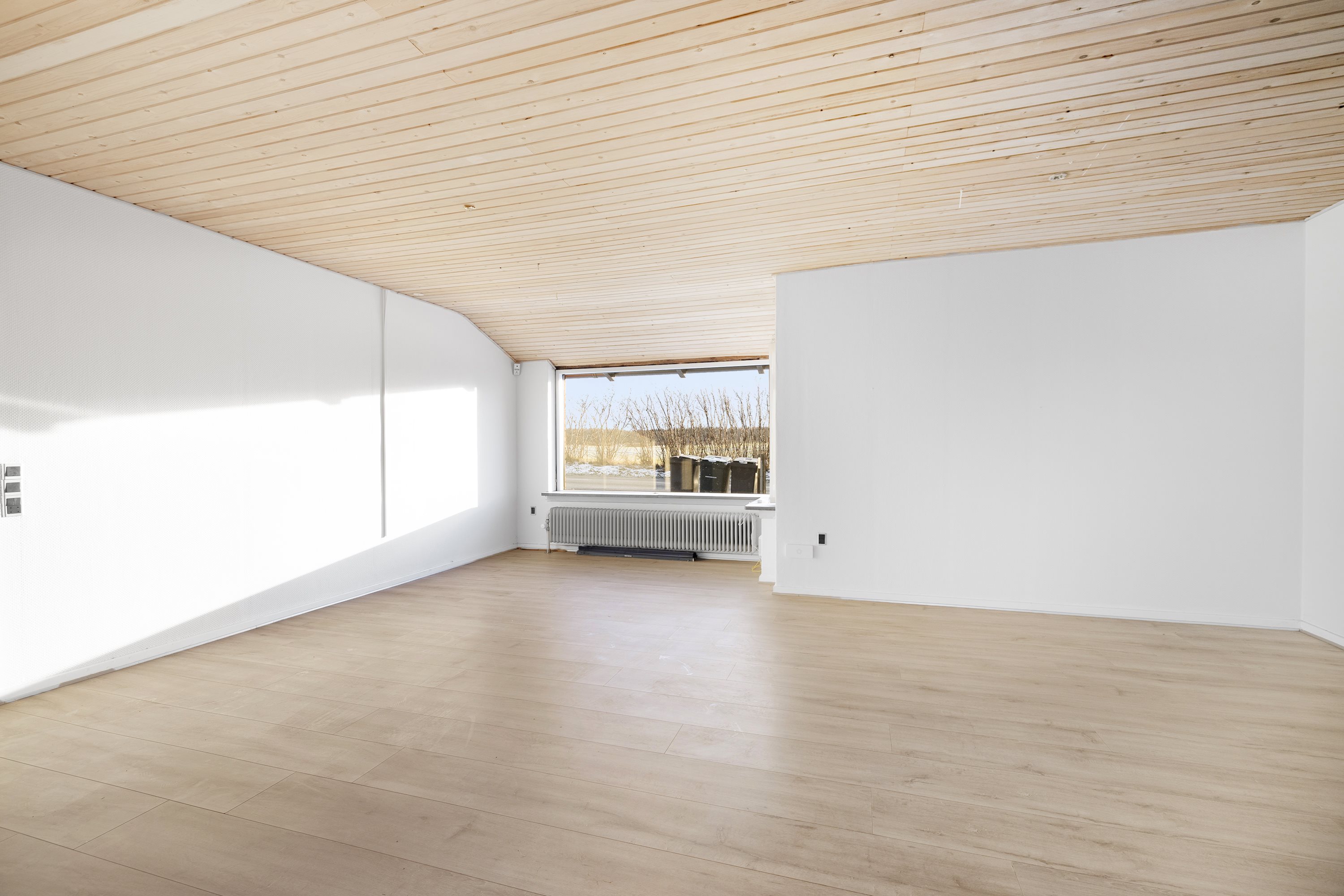 Fremhævet stue billede i fuldskærmstilstand. Billede af Bogensevej 54, Bukkerup, 5620 Glamsbjerg