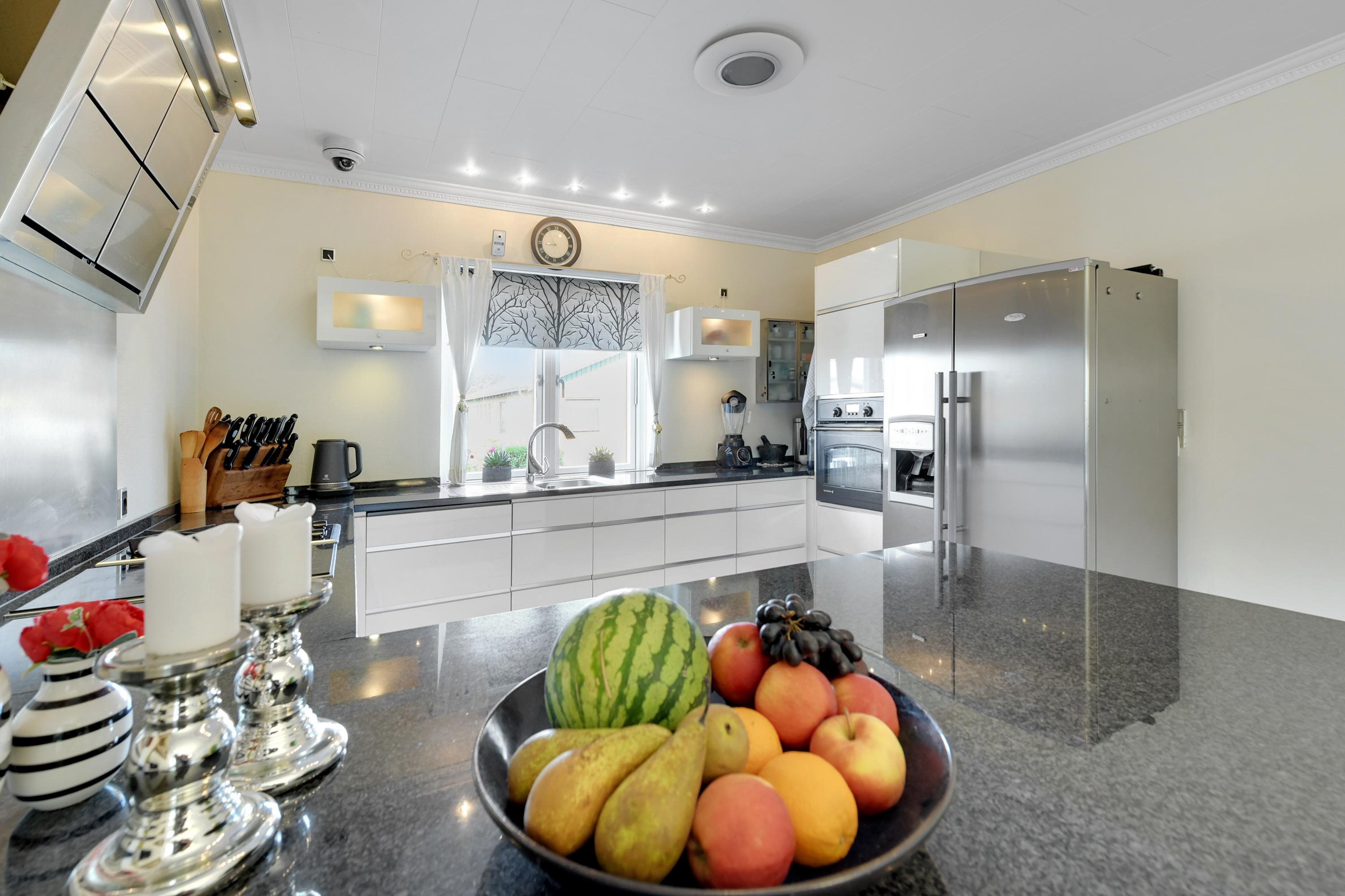 Fremhævet køkken billede i fuldskærmstilstand. Billede af P.A. Madvigs Vej 28, 6100 Haderslev