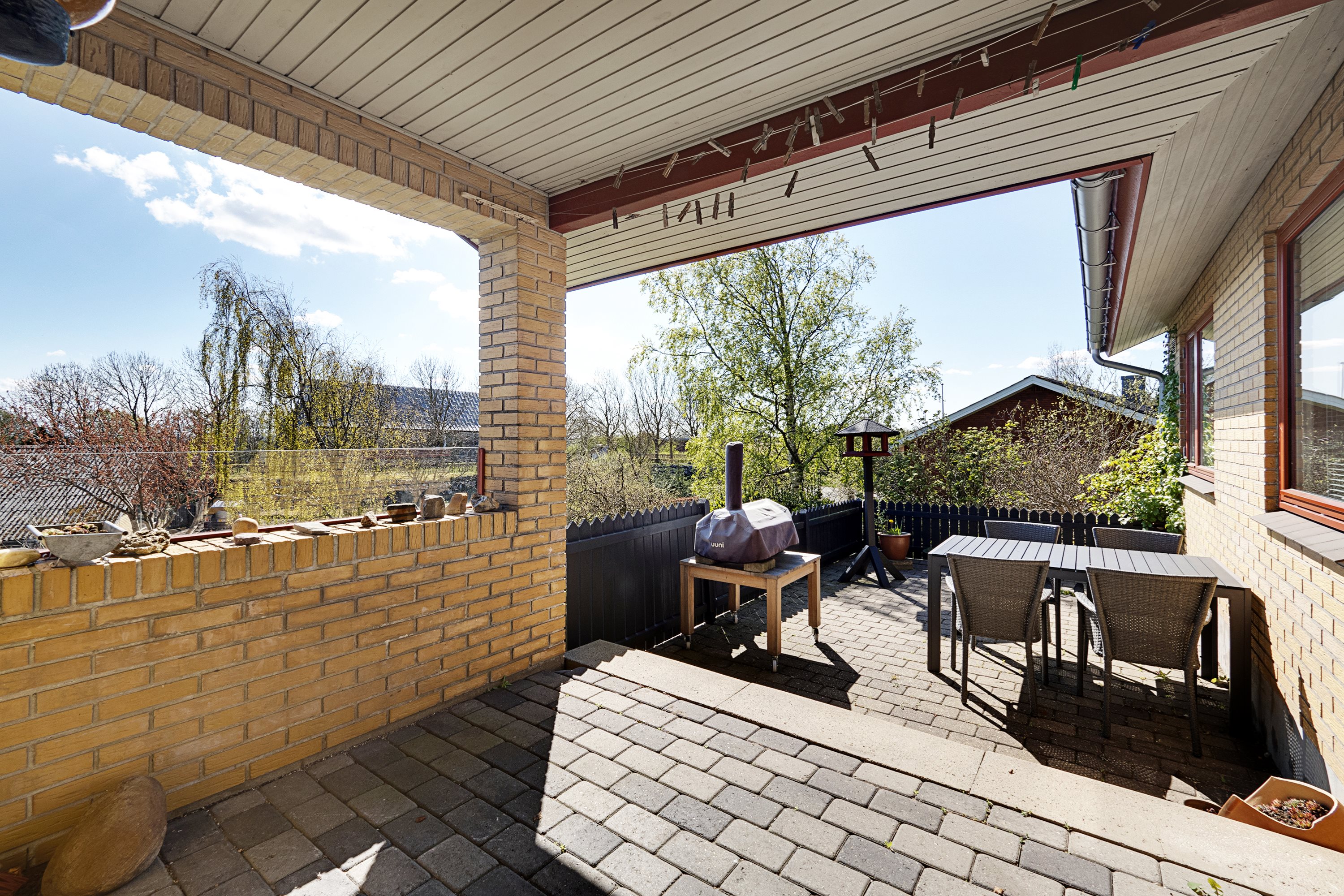 Fremhævet terrasse billede i fuldskærmstilstand. Billede af Østerhaven 4, Bjergby, 7950 Erslev