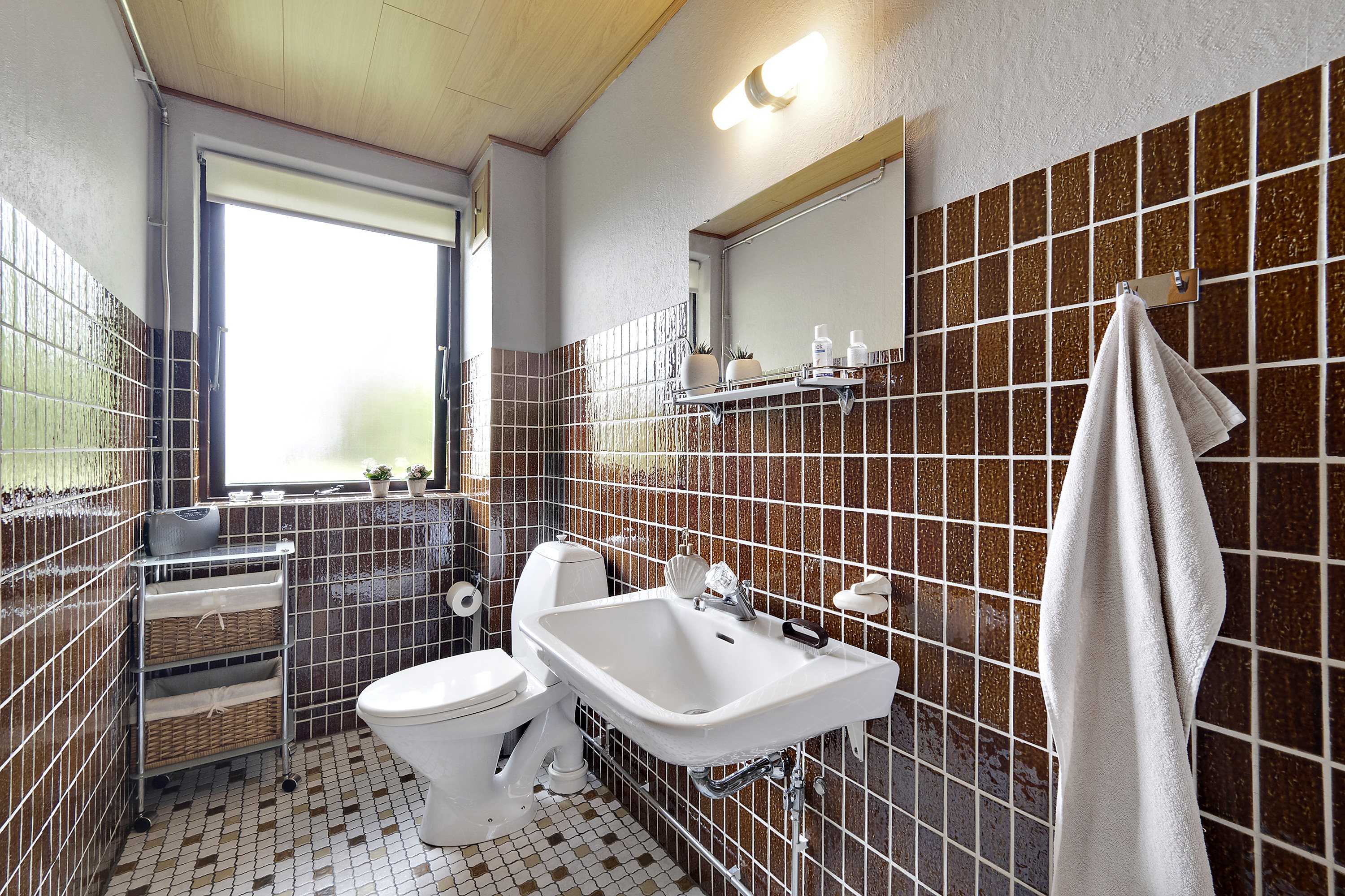 Fremhævet gæstetoilet billede i fuldskærmstilstand. Billede af Nørvej 20, V Hvidbjerg, 7960 Karby