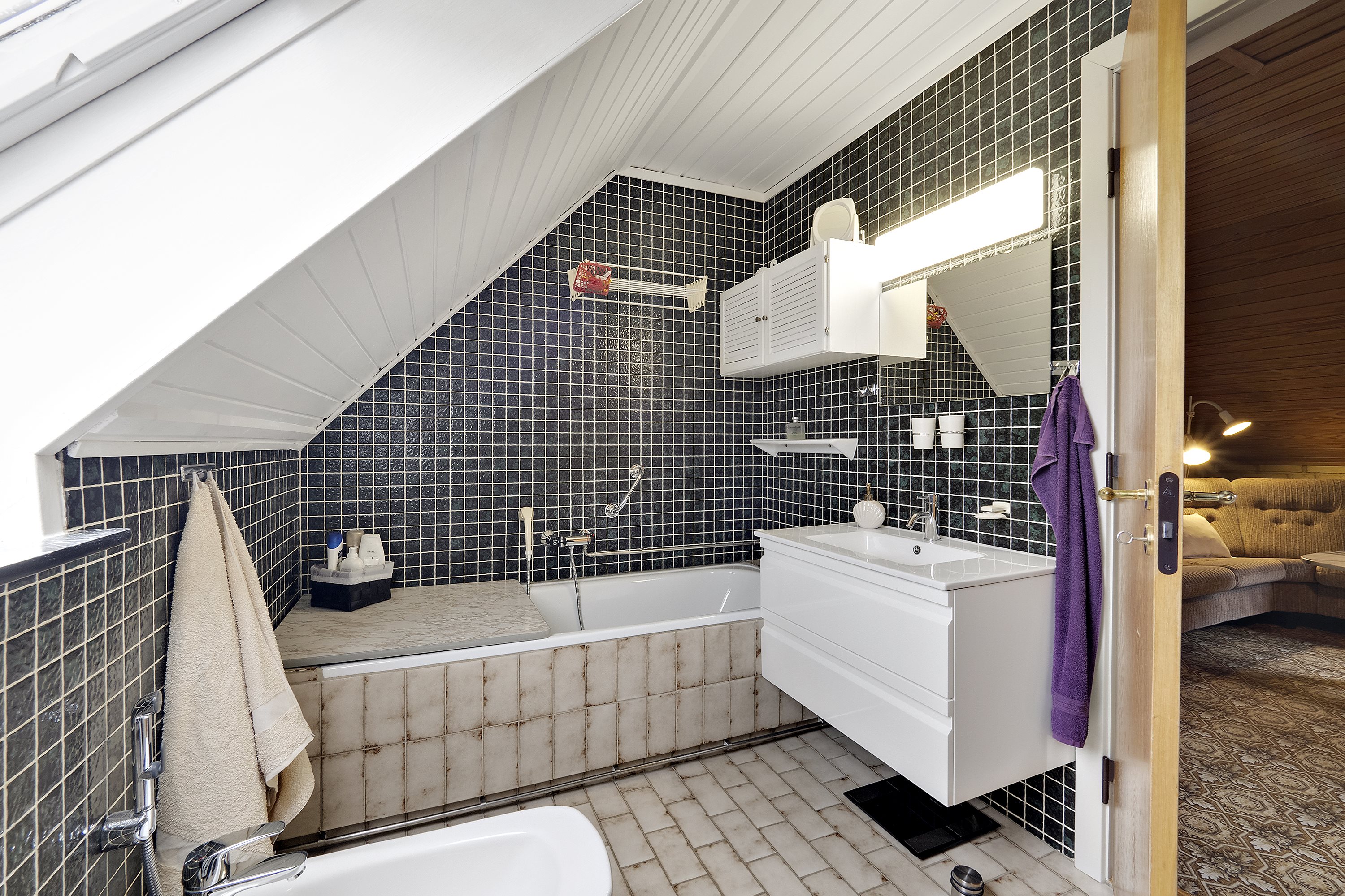 Fremhævet badeværelse billede i fuldskærmstilstand. Billede af Nørvej 20, V Hvidbjerg, 7960 Karby