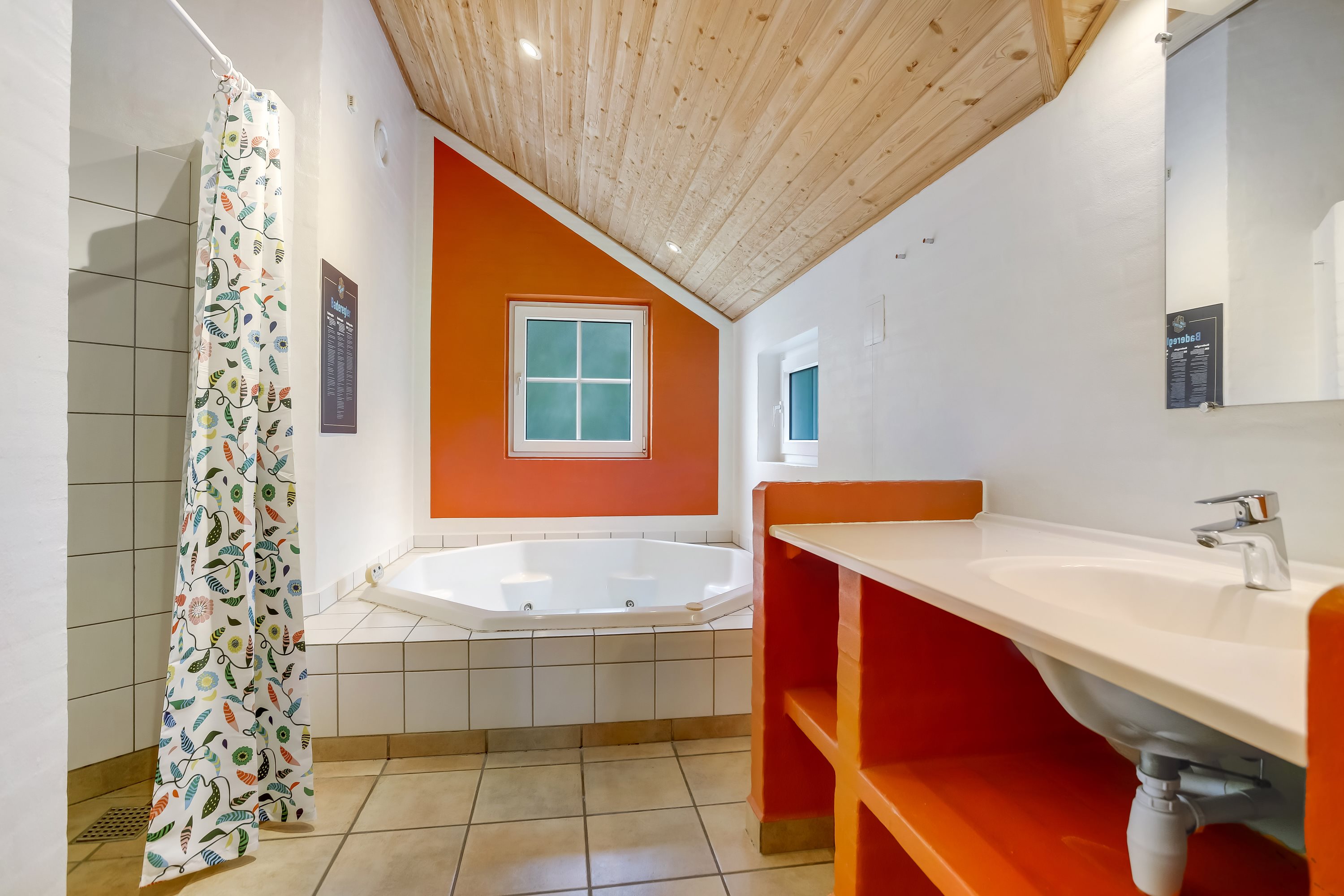 Fremhævet badeværelse billede i fuldskærmstilstand. Billede af Fyrvej 41E, 6857 Blåvand