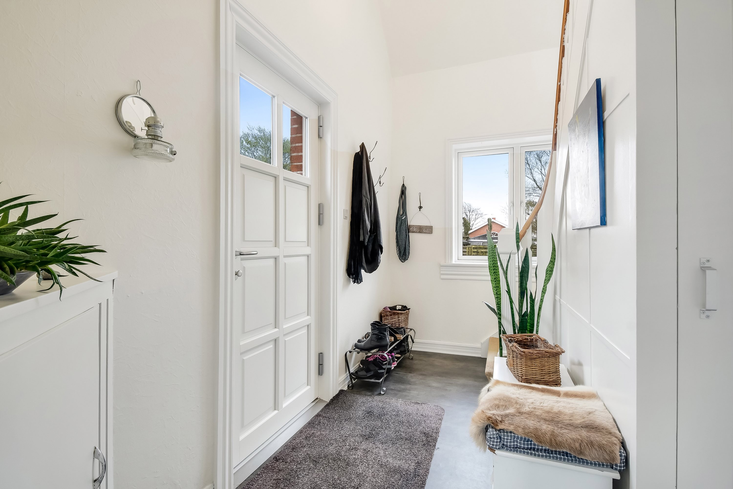 Fremhævet entré billede i fuldskærmstilstand. Billede af Vestre Hovedgade 27, 7560 Hjerm