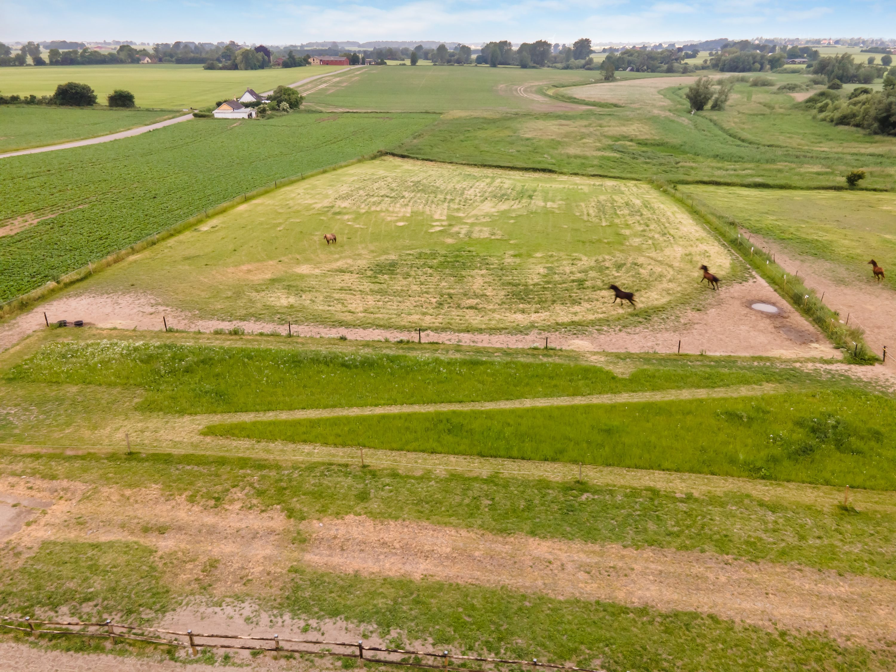 Fremhævet luftfoto billede i fuldskærmstilstand. Billede af Sørupvej 21, 4863 Eskilstrup