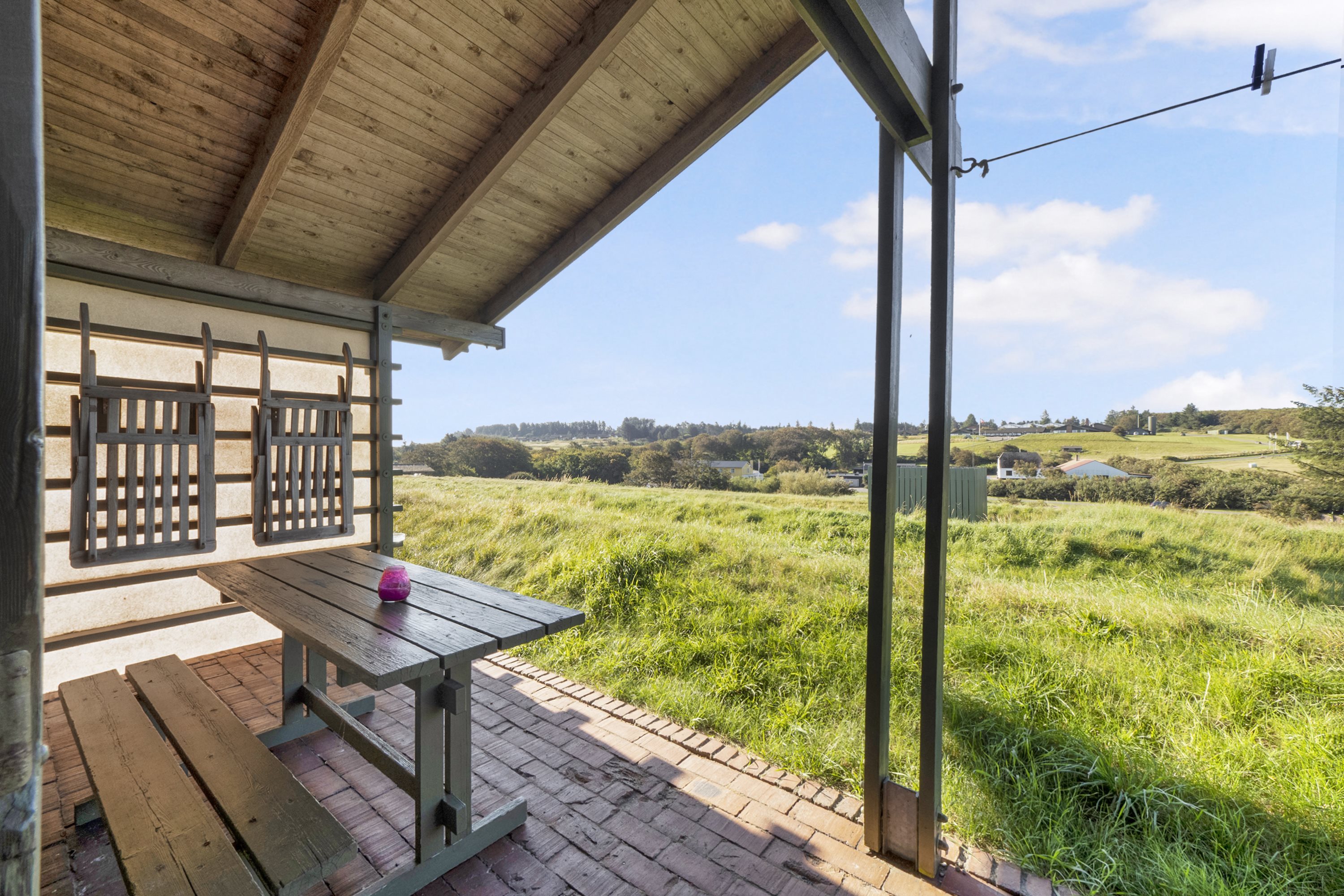 Fremhævet terrasse billede i fuldskærmstilstand. Billede af Solskinsvej 25, Vigsø, 7730 Hanstholm