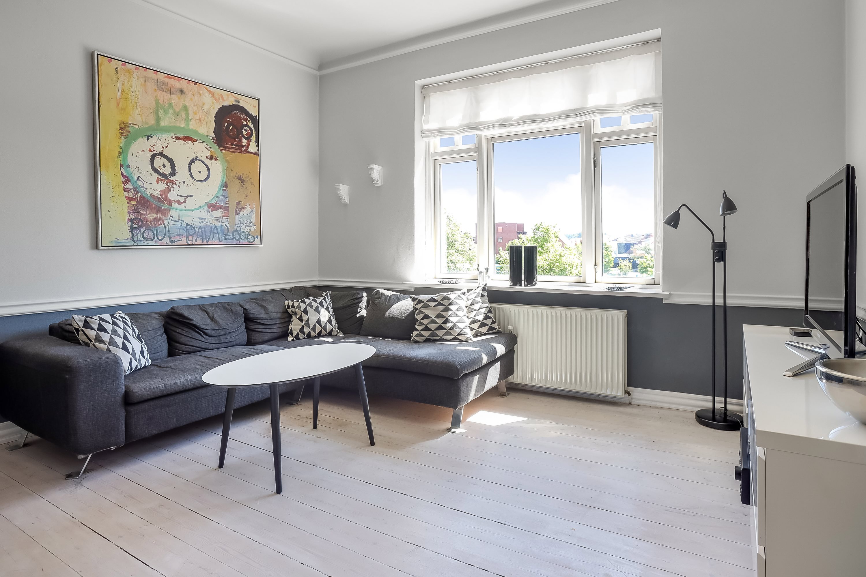 Fremhævet stue billede i fuldskærmstilstand. Billede af Drewsensvej 64, 1. th., Midtbyen, 8600 Silkeborg