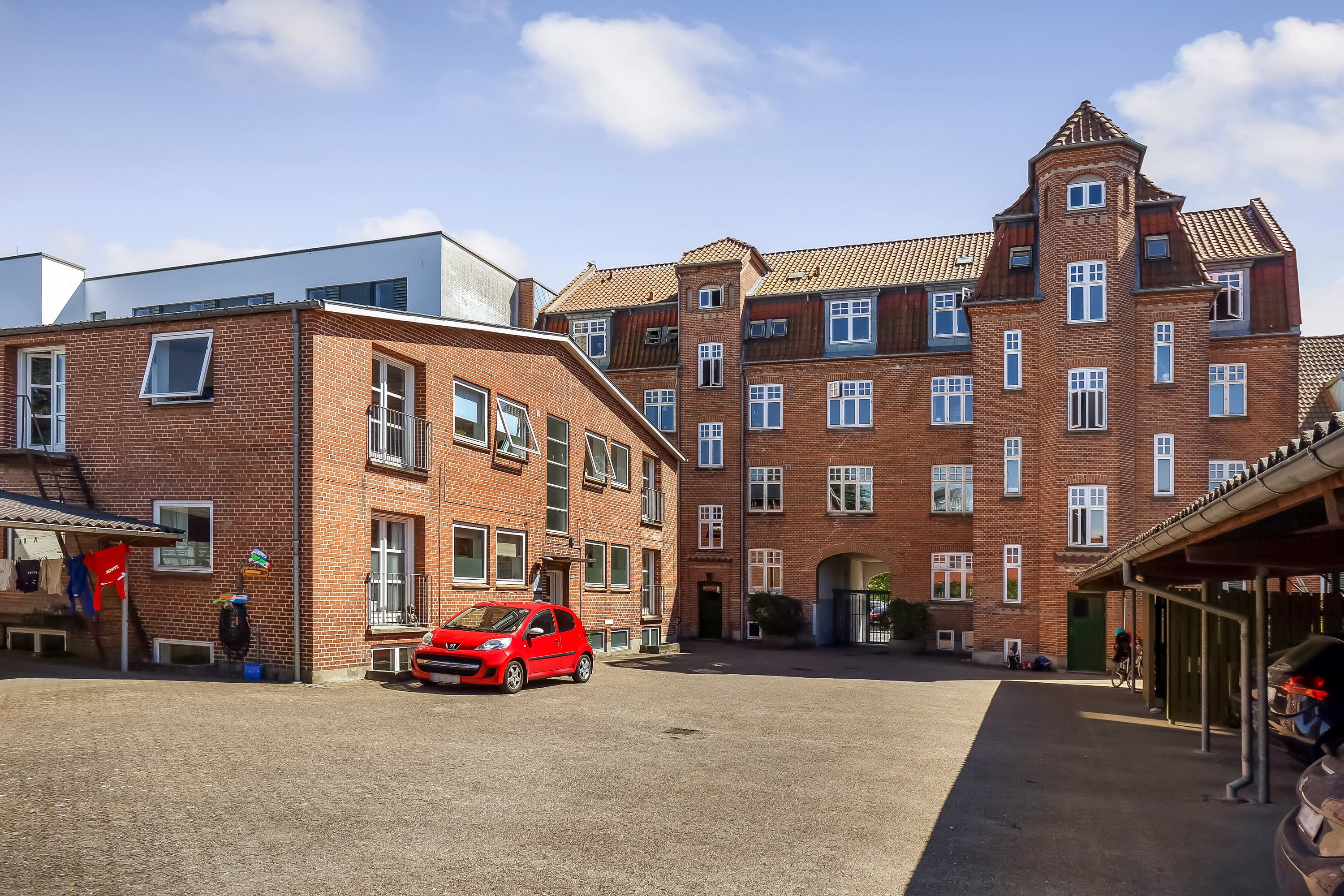 Fremhævet ejendommen billede i fuldskærmstilstand. Billede af Drewsensvej 64, 1. th., Midtbyen, 8600 Silkeborg