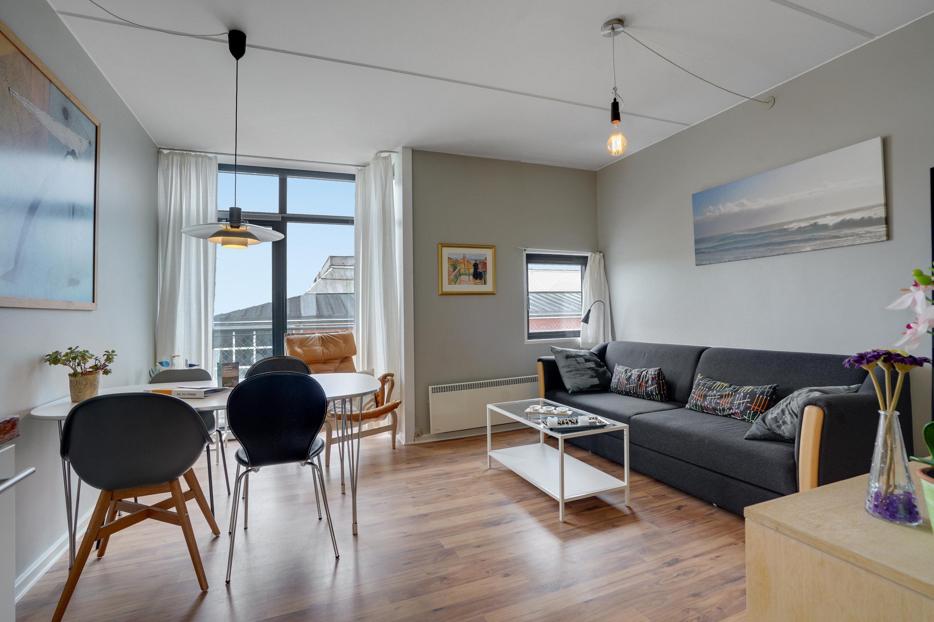 Fremhævet opholdsstue billede i fuldskærmstilstand. Billede af Strandvejen 52, 1. 63., Fanø Bad, 6720 Fanø