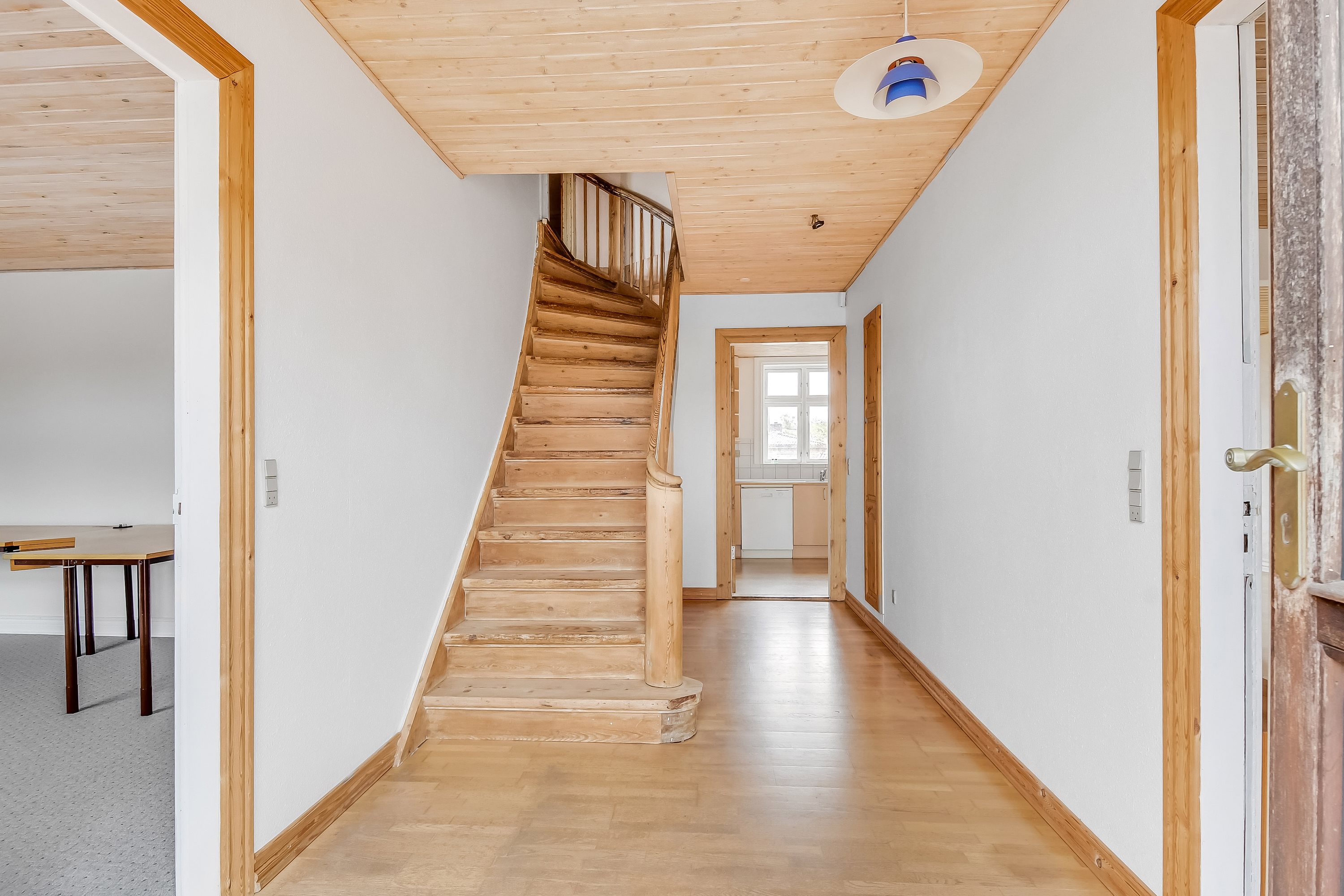 Miniaturebillede 2: trappeopgang. Billede af Langgade 1, 7600 Struer