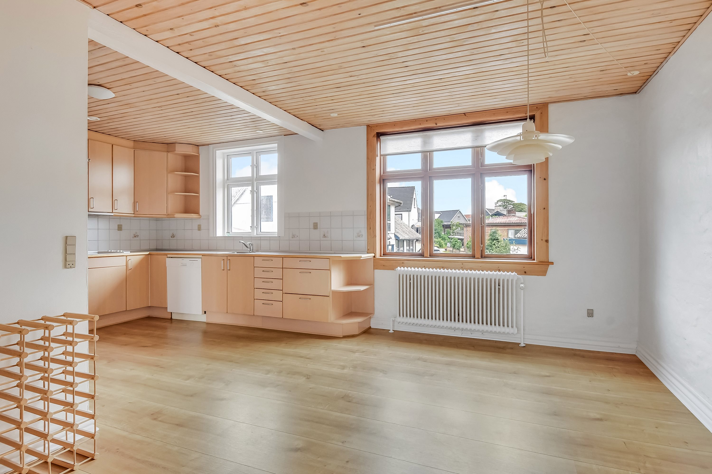 Fremhævet køkken alrum billede i fuldskærmstilstand. Billede af Langgade 1, 7600 Struer