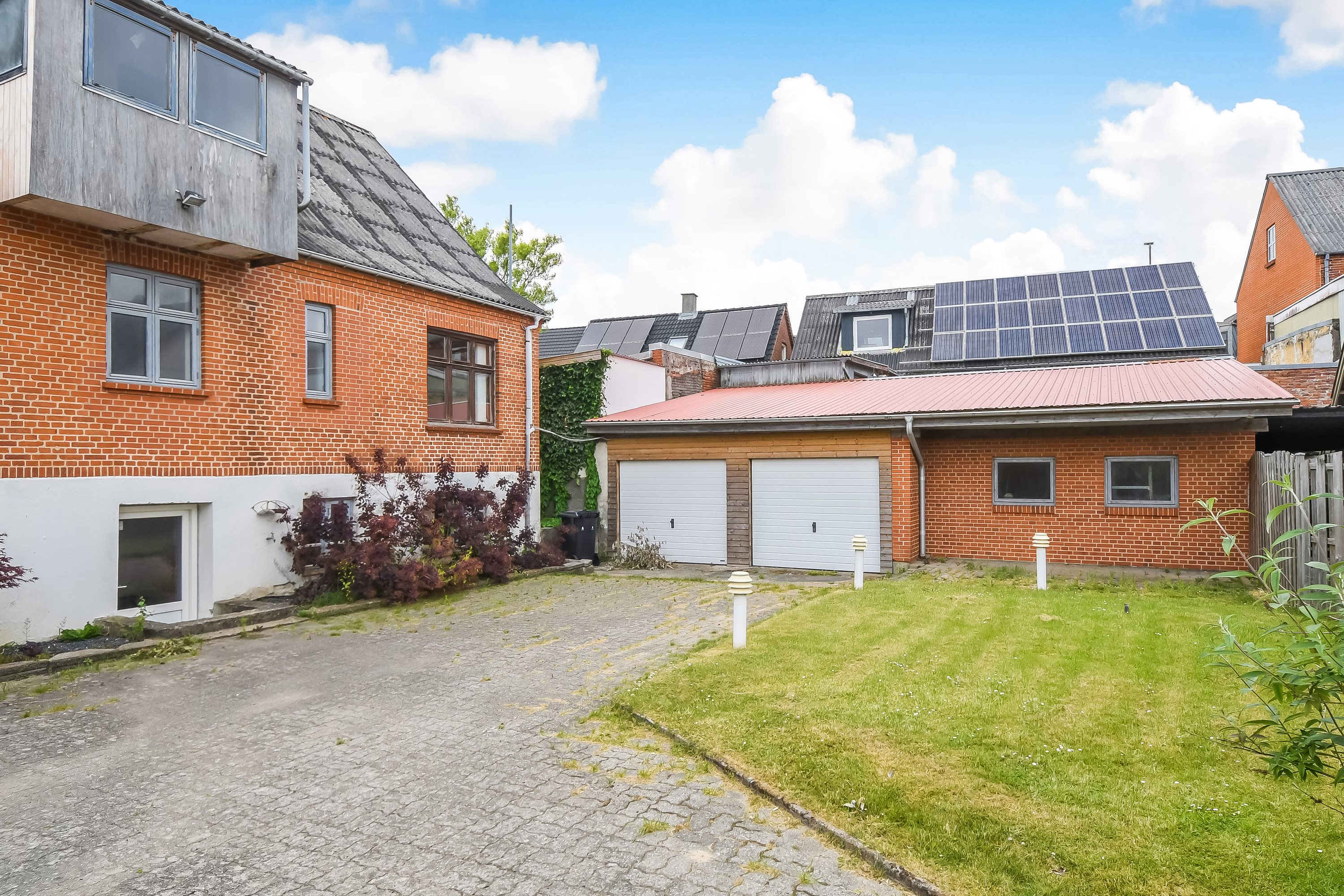 Fremhævet ejendommen billede i fuldskærmstilstand. Billede af Langgade 1, 7600 Struer