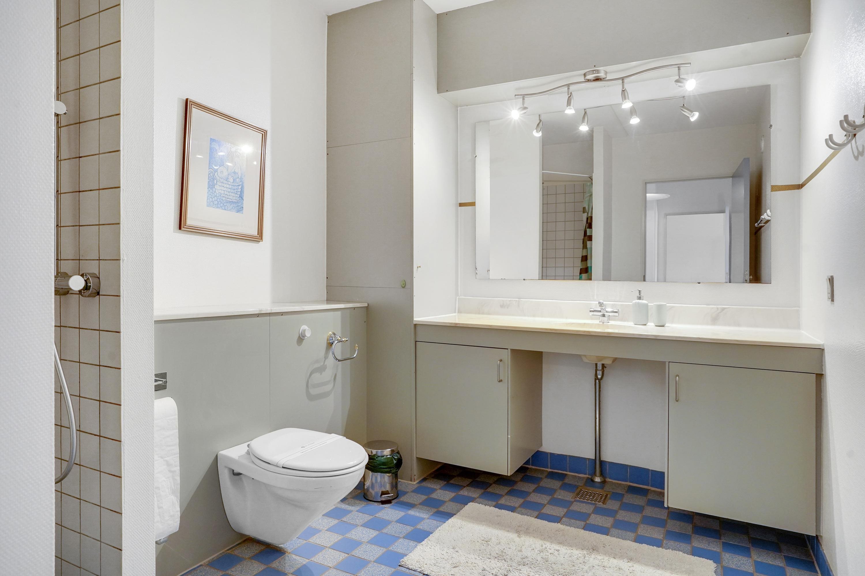 Fremhævet badeværelse billede i fuldskærmstilstand. Billede af Strandvejen 52, st.. 14., Fanø Bad, 6720 Fanø