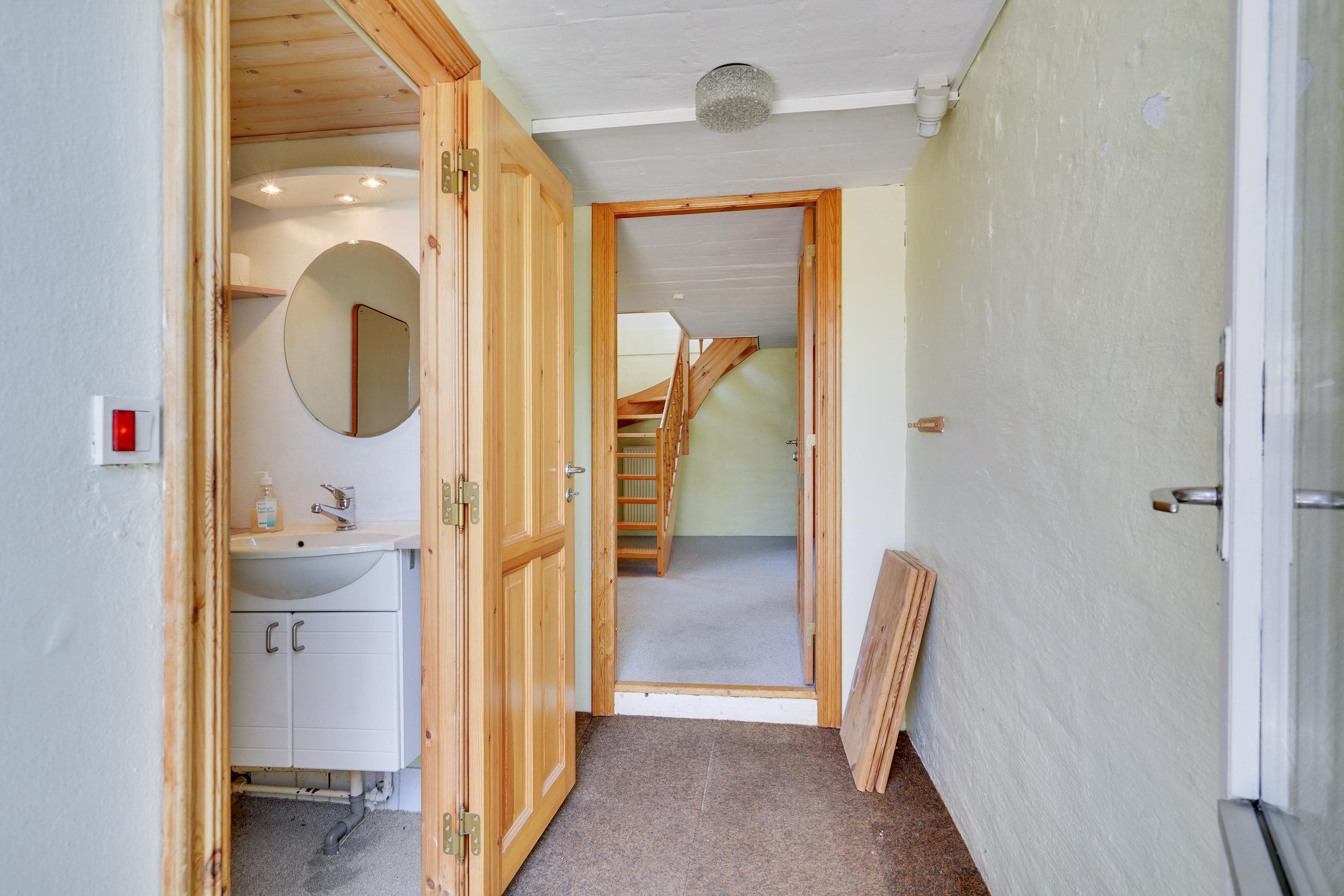 Fremhævet entré billede i fuldskærmstilstand. Billede af Tørholmsvej 102, 9800 Hjørring