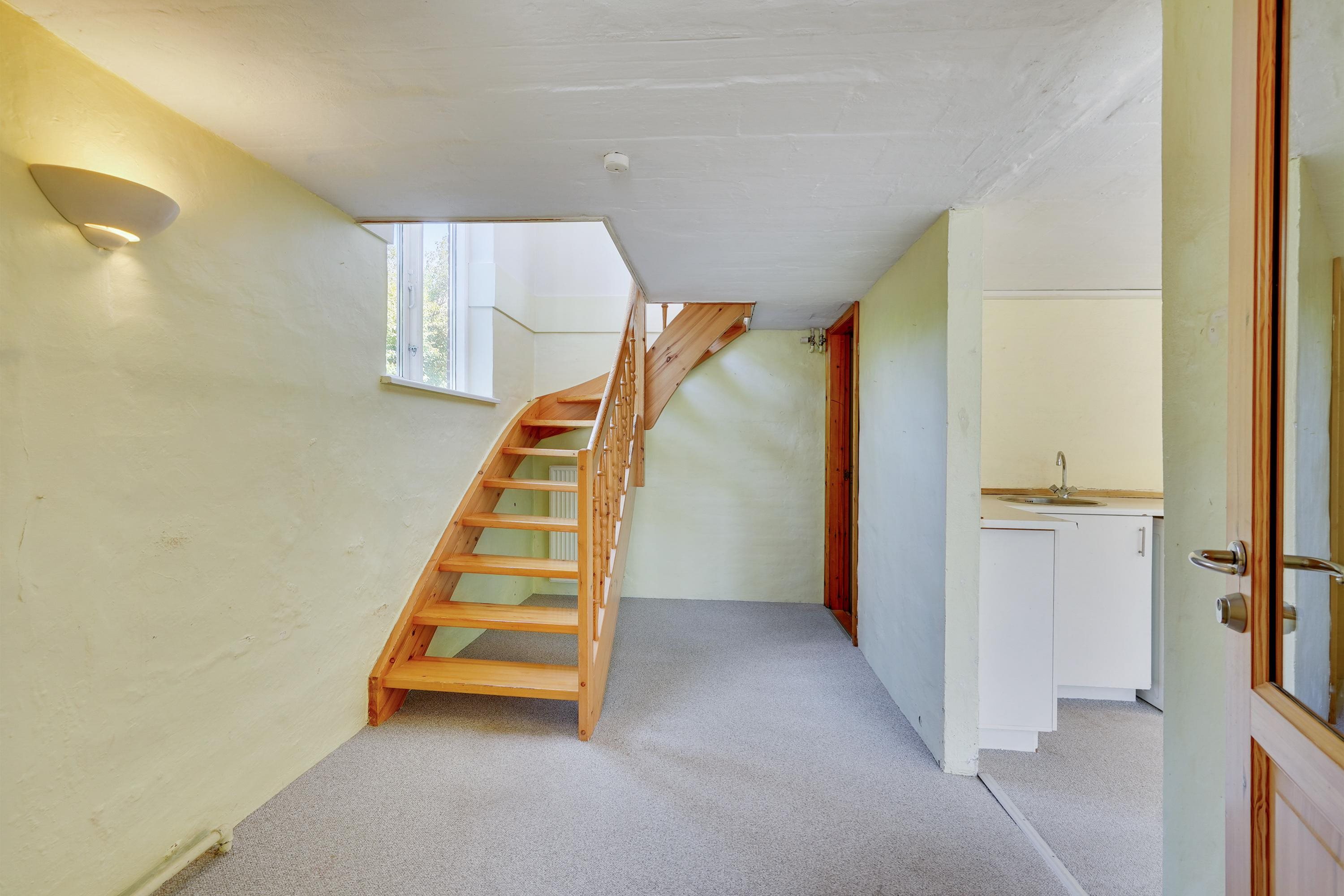 Fremhævet gang billede i fuldskærmstilstand. Billede af Tørholmsvej 102, 9800 Hjørring