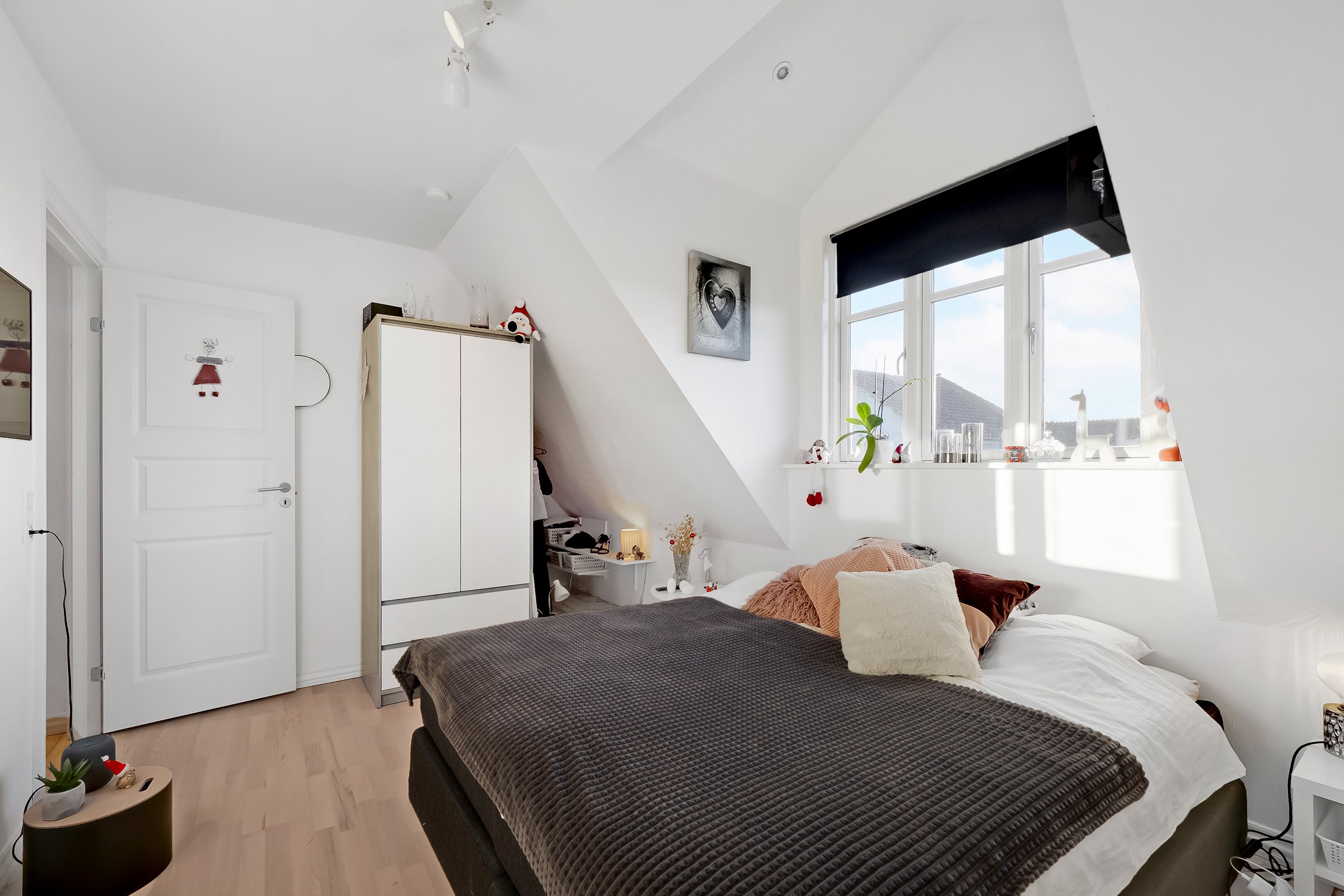 Fremhævet værelse billede i fuldskærmstilstand. Billede af Klingenbergsgade 42, 7900 Nykøbing M