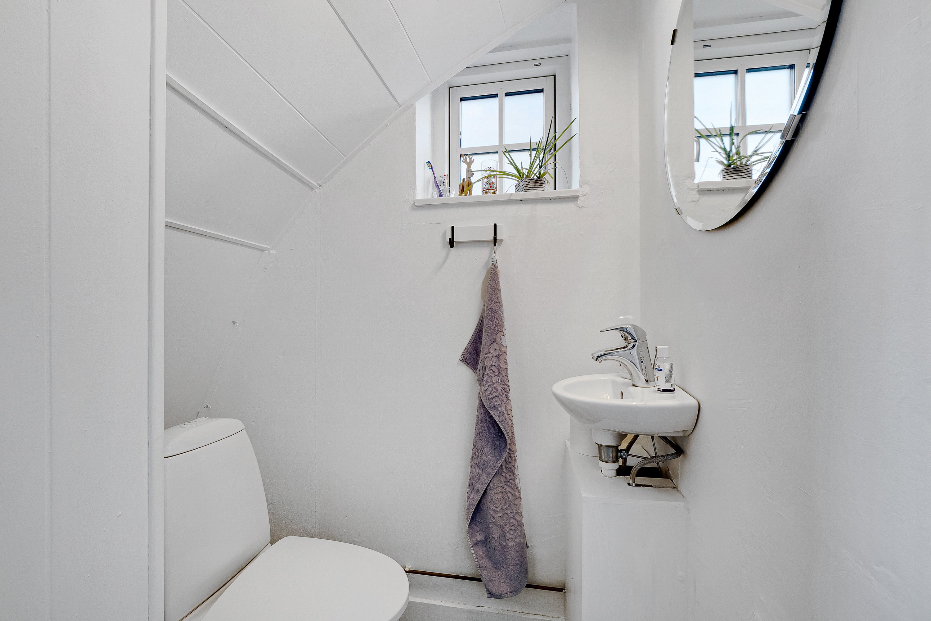 Fremhævet badeværelse billede i fuldskærmstilstand. Billede af Klingenbergsgade 42, 7900 Nykøbing M