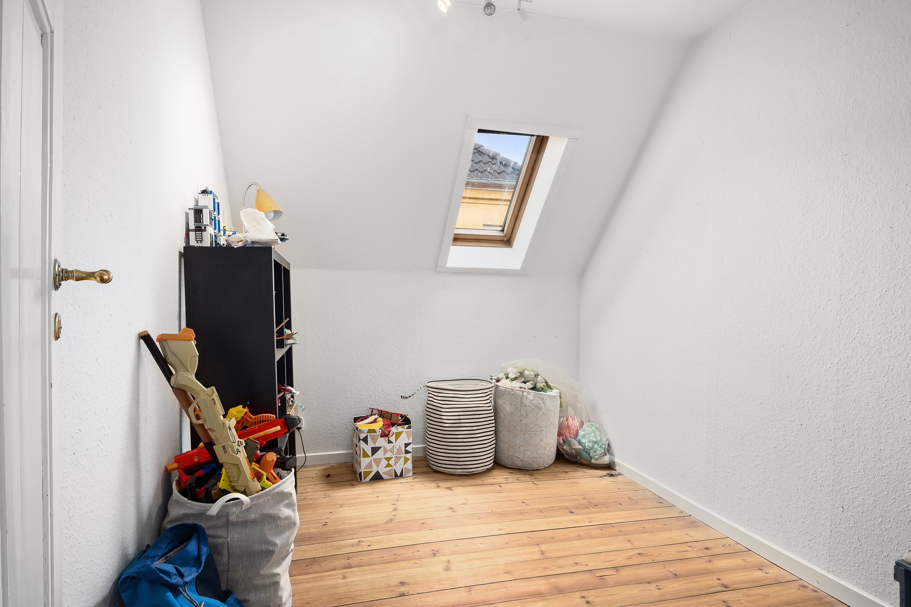 Fremhævet værelse billede i fuldskærmstilstand. Billede af Ved Vandværket 16, Centrum, 7100 Vejle