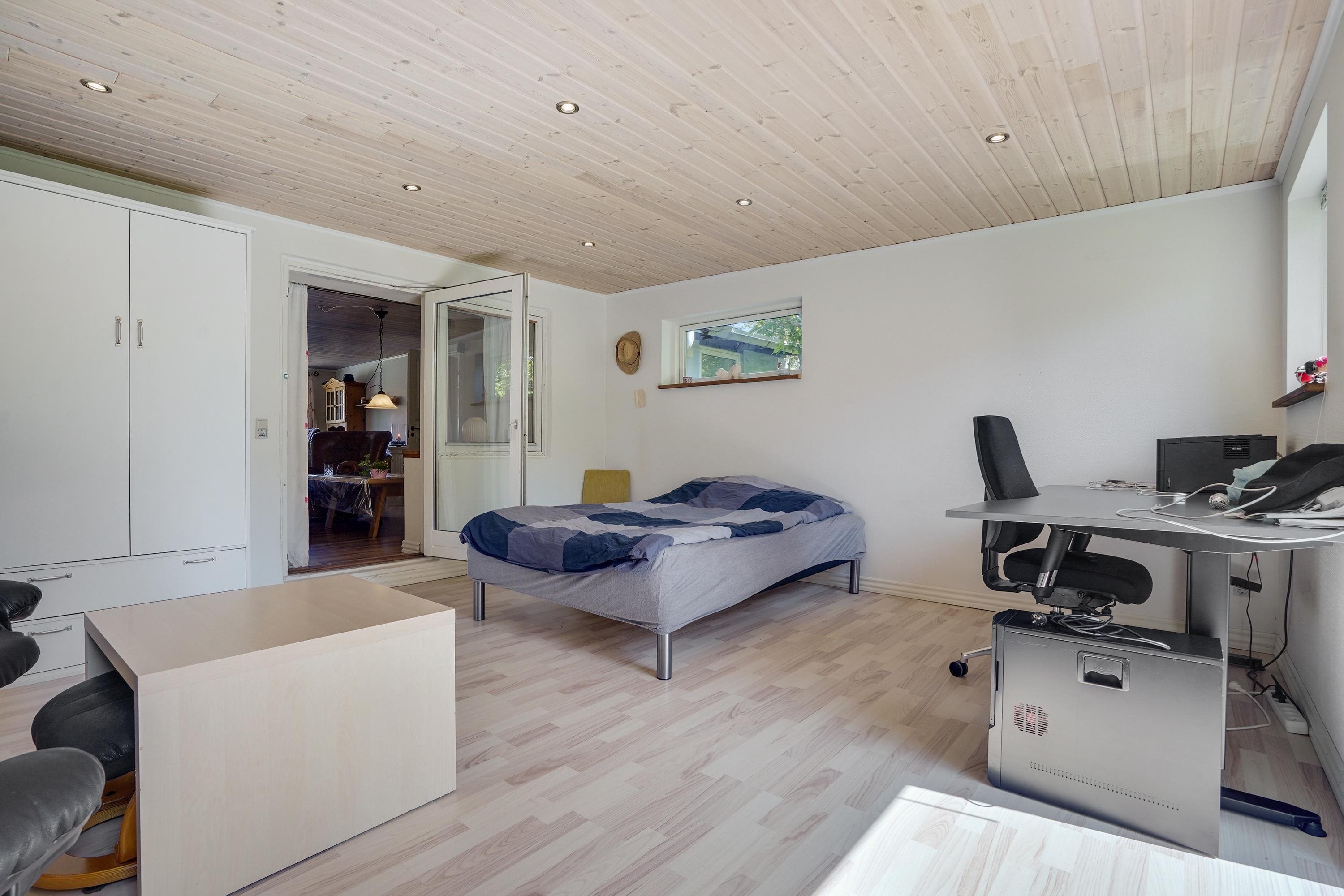 Fremhævet udestue billede i fuldskærmstilstand. Billede af Skallerupvej 483, Sønderlev, 9800 Hjørring