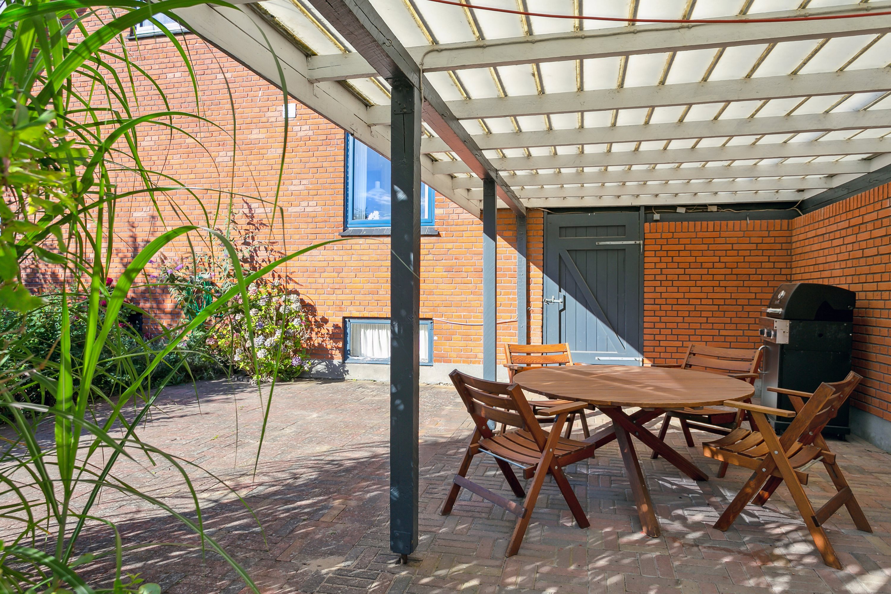 Miniaturebillede 1: overdækket terrasse. Billede af Ellensvej 2, 8220 Brabrand