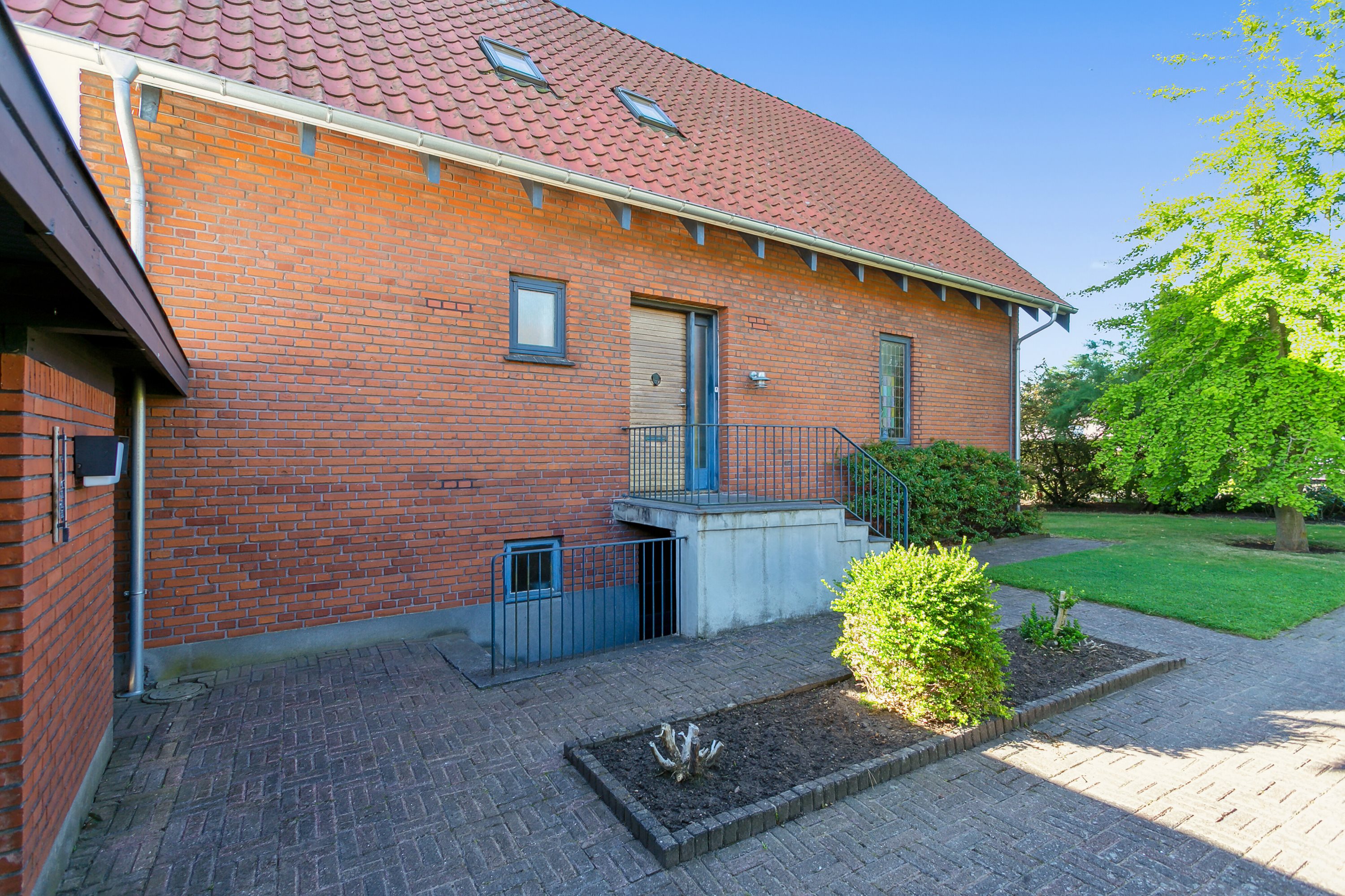 Fremhævet set fra vejen billede i fuldskærmstilstand. Billede af Ellensvej 2, 8220 Brabrand