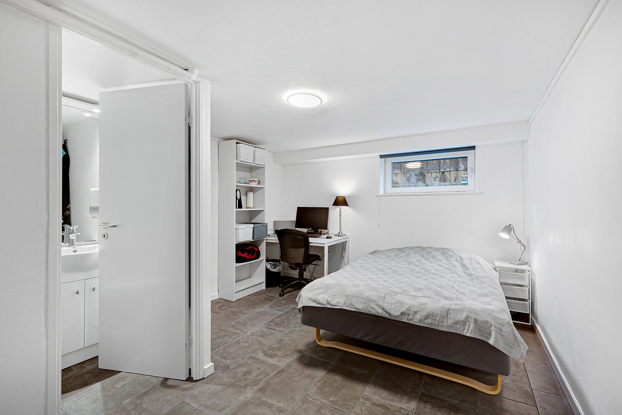 Fremhævet disponibelt rum billede i fuldskærmstilstand. Billede af Absalonsvej 1, 8960 Randers SØ