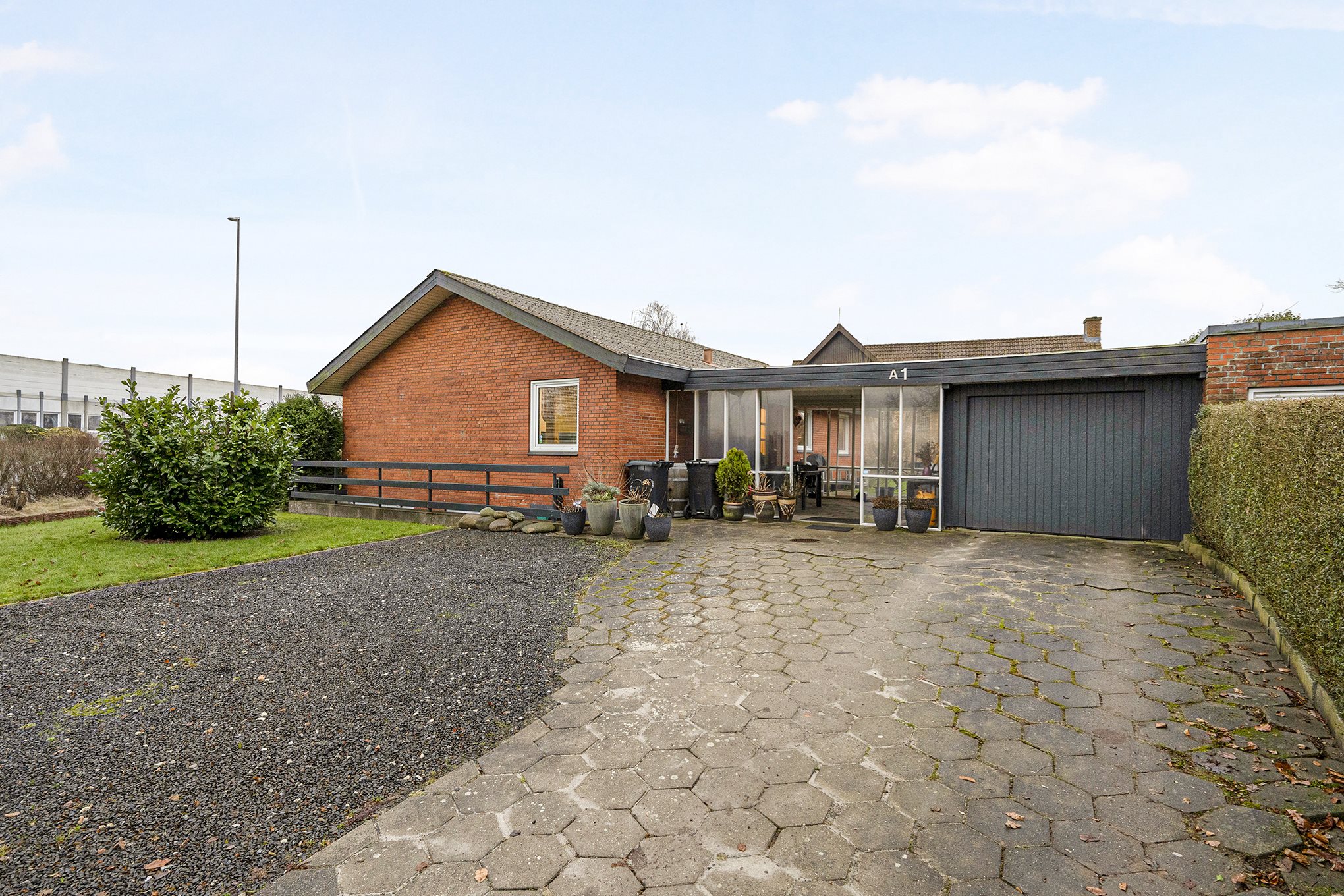 Fremhævet ejendommen billede i fuldskærmstilstand. Billede af Absalonsvej 1, 8960 Randers SØ