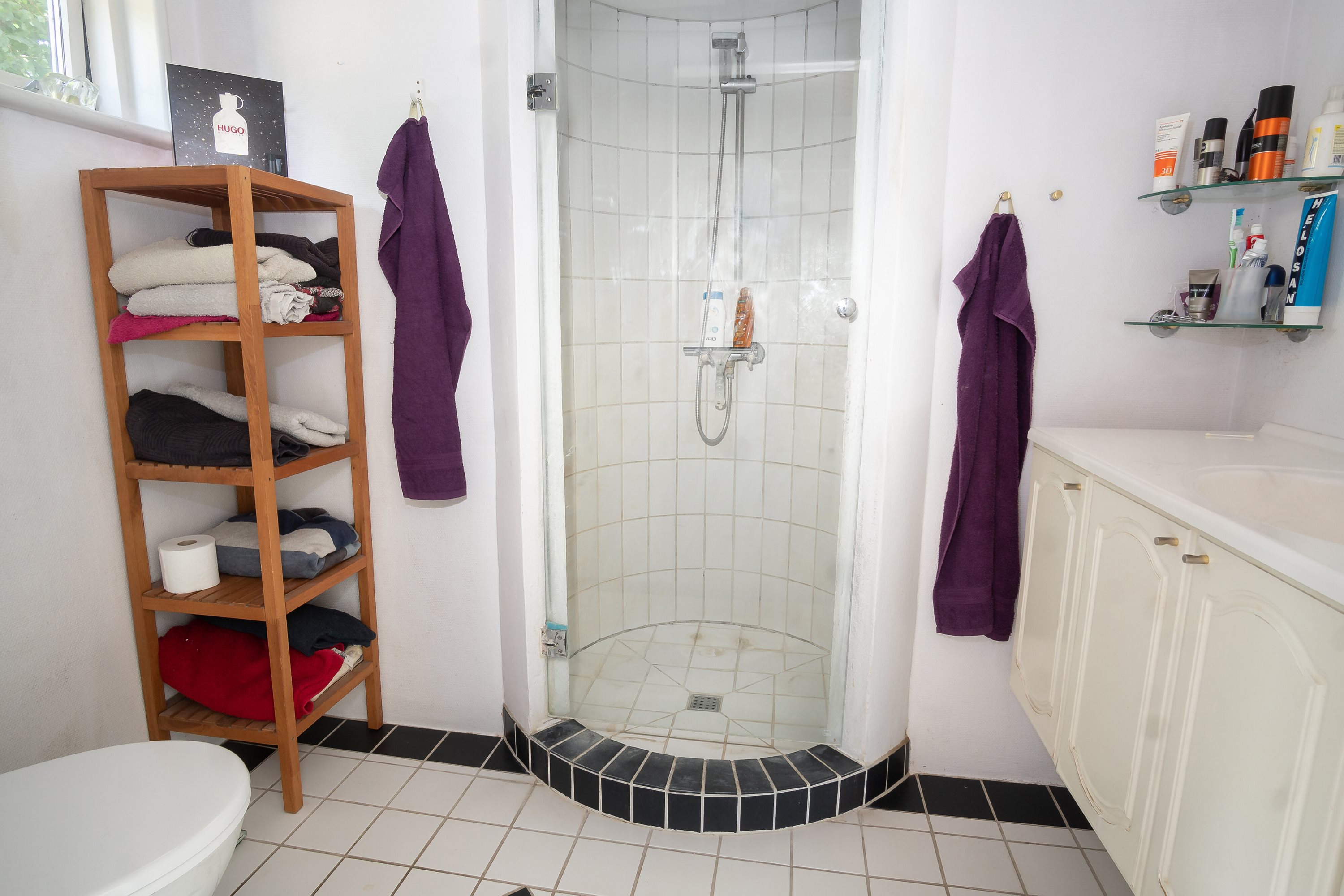 Fremhævet badeværelse billede i fuldskærmstilstand. Billede af Tømmerupvej 31, 4400 Kalundborg