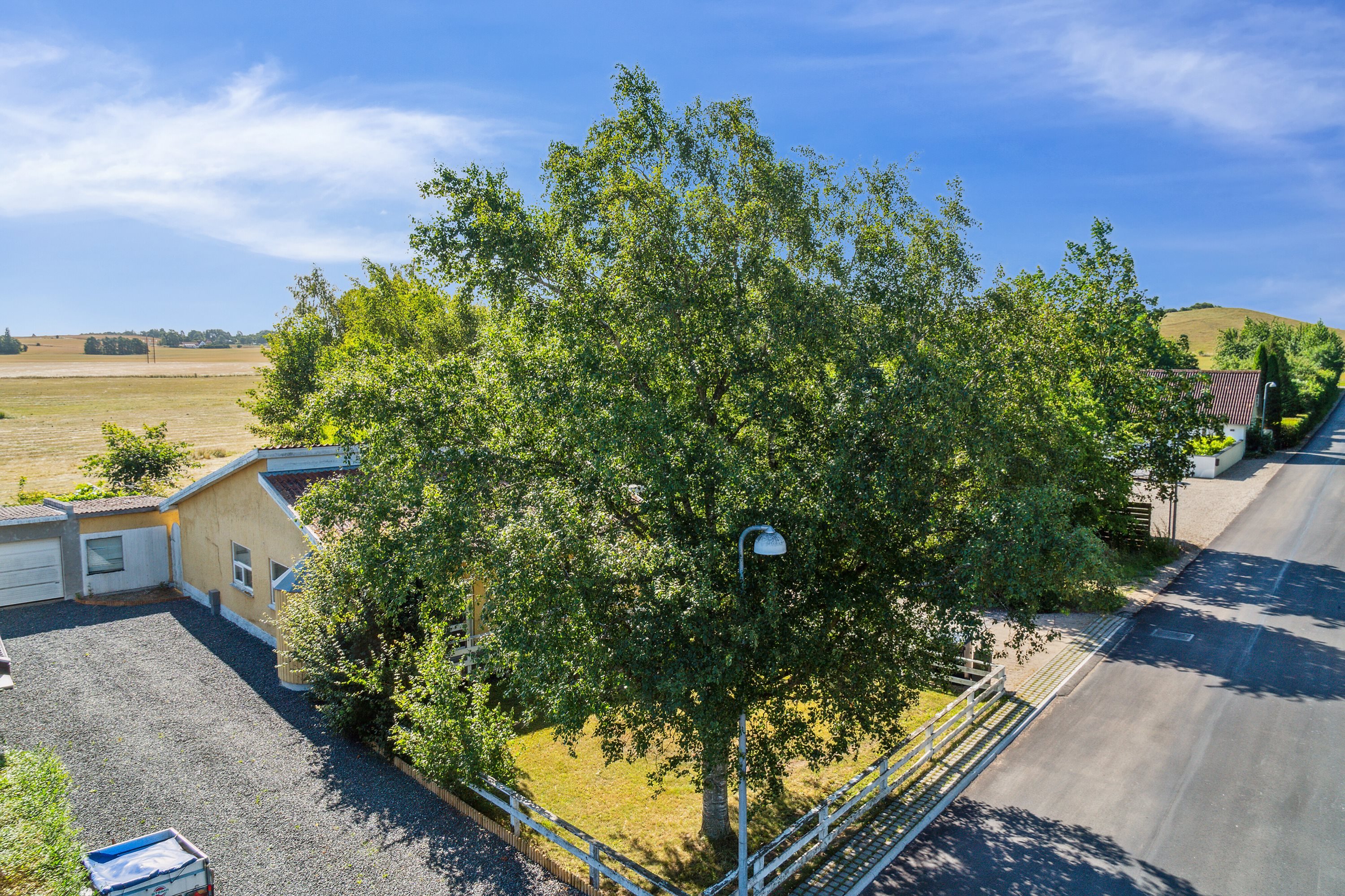 Fremhævet set fra vejen billede i fuldskærmstilstand. Billede af Tømmerupvej 31, 4400 Kalundborg