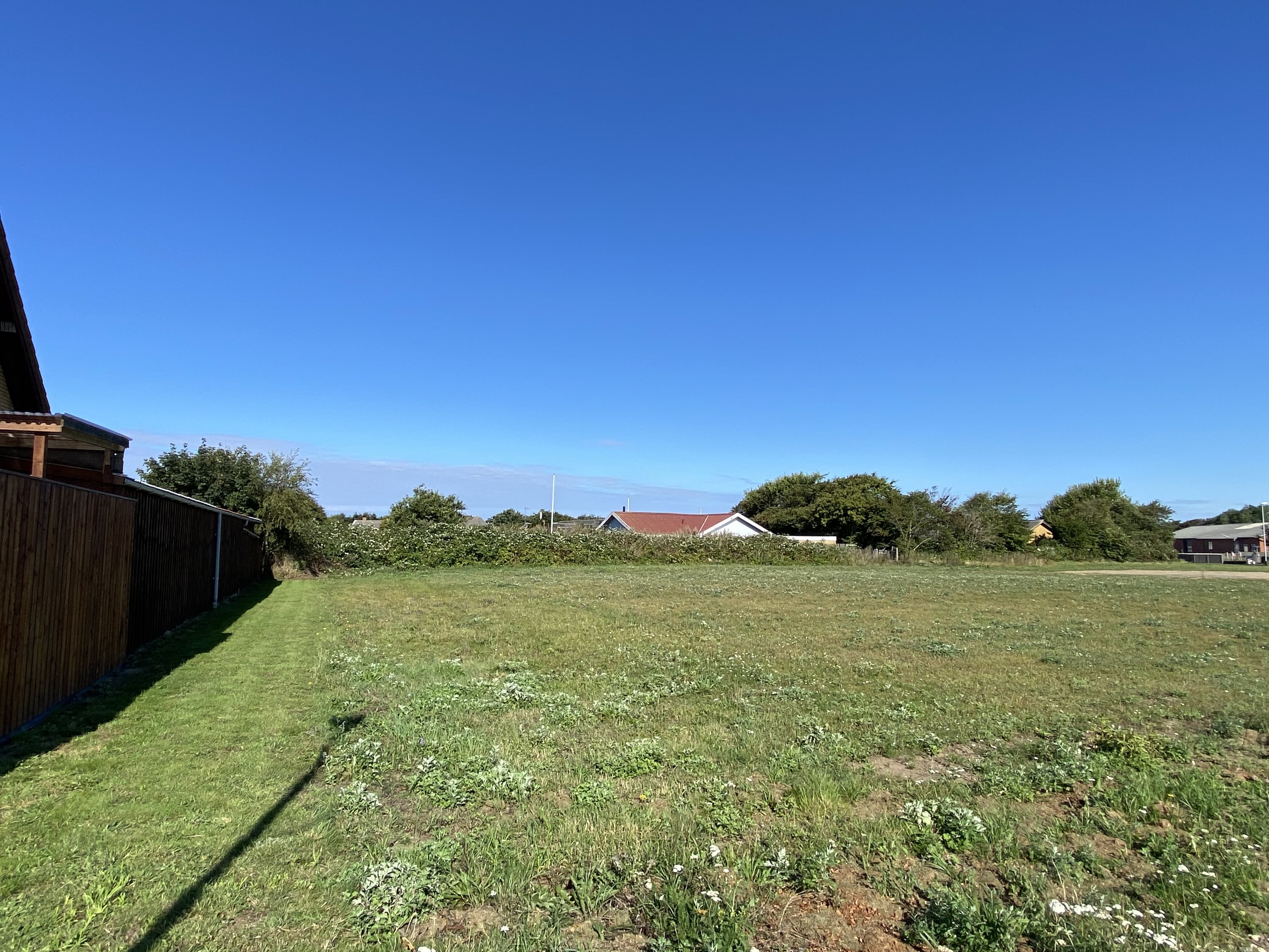 Fremhævet byggegrund billede i fuldskærmstilstand. Billede af Klostervej 11, Kloster, 6950 Ringkøbing