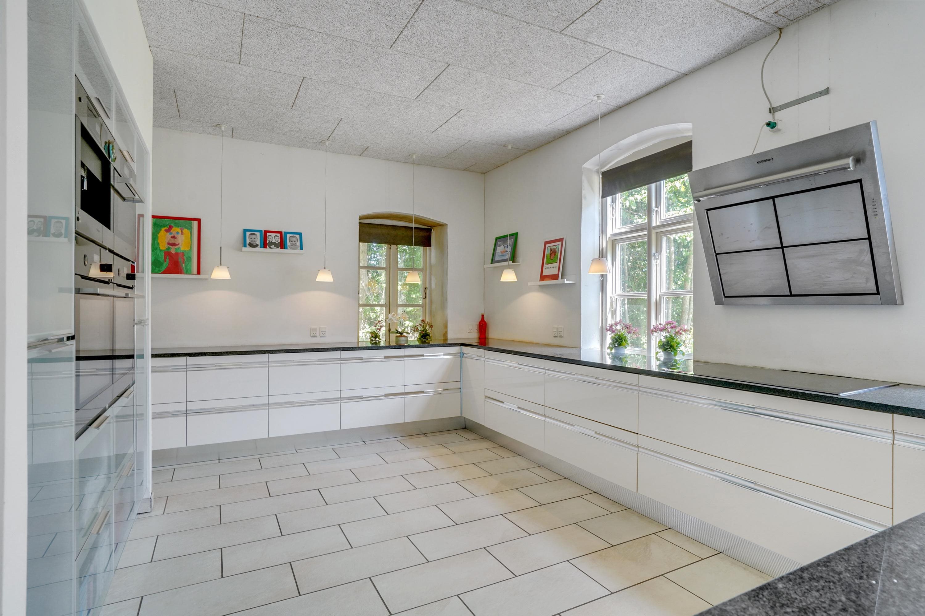 Miniaturebillede 1: køkken. Billede af Guldsmedevænget 31, Hjallese, 5260 Odense S