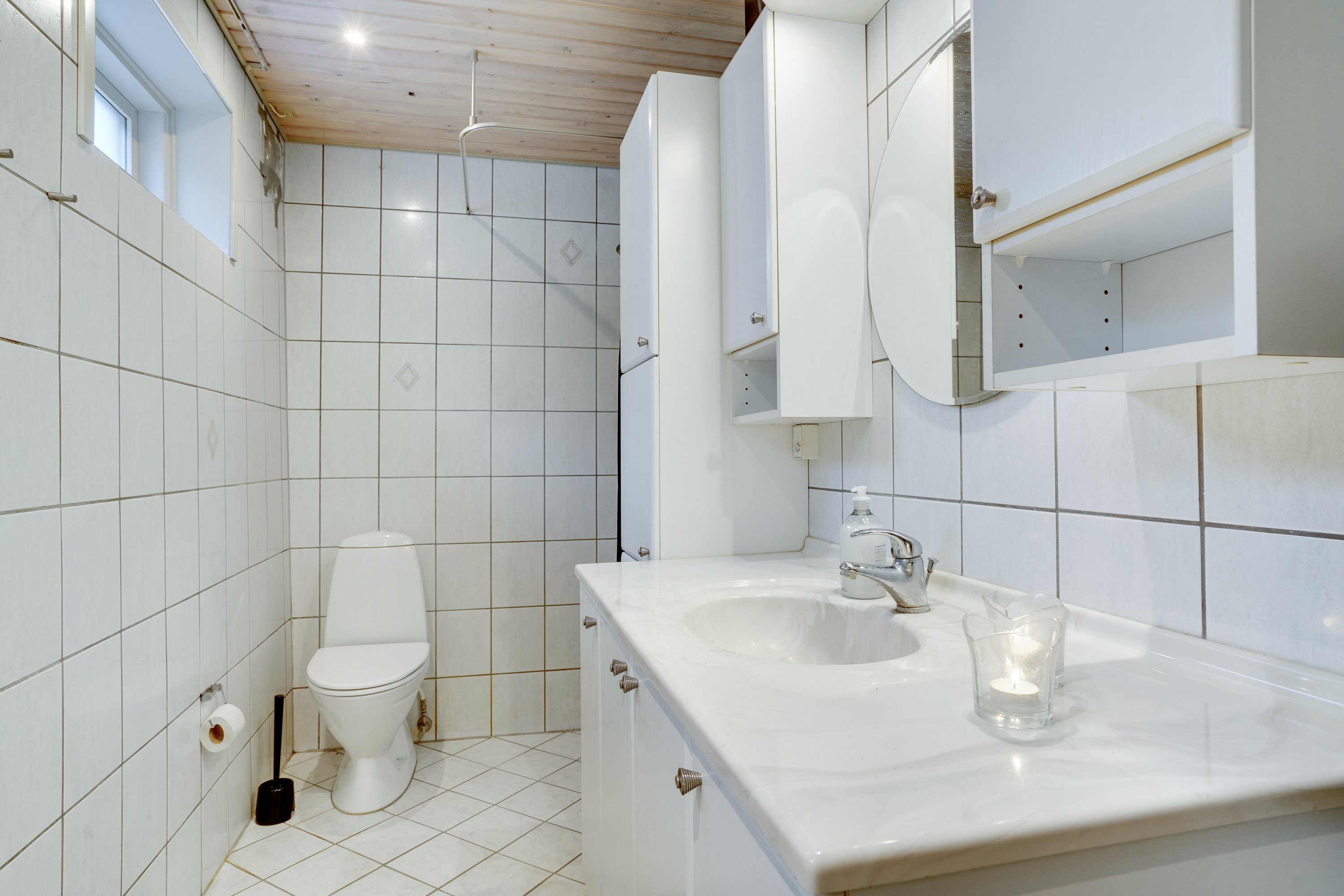 Fremhævet badeværelse billede i fuldskærmstilstand. Billede af Mygdalvej 5, Asdal, 9850 Hirtshals