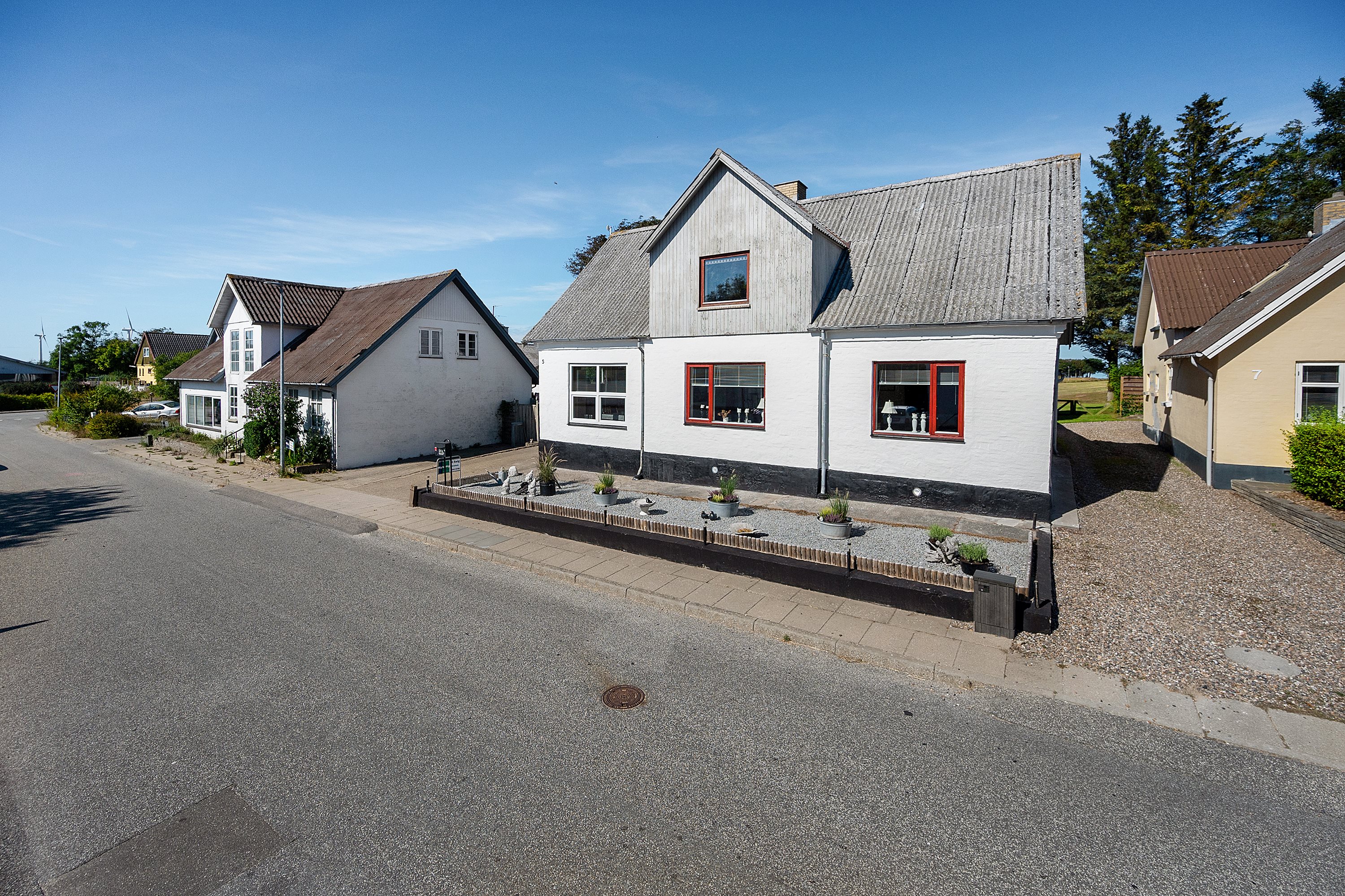 Fremhævet ejendommen billede i fuldskærmstilstand. Billede af Mygdalvej 5, Asdal, 9850 Hirtshals