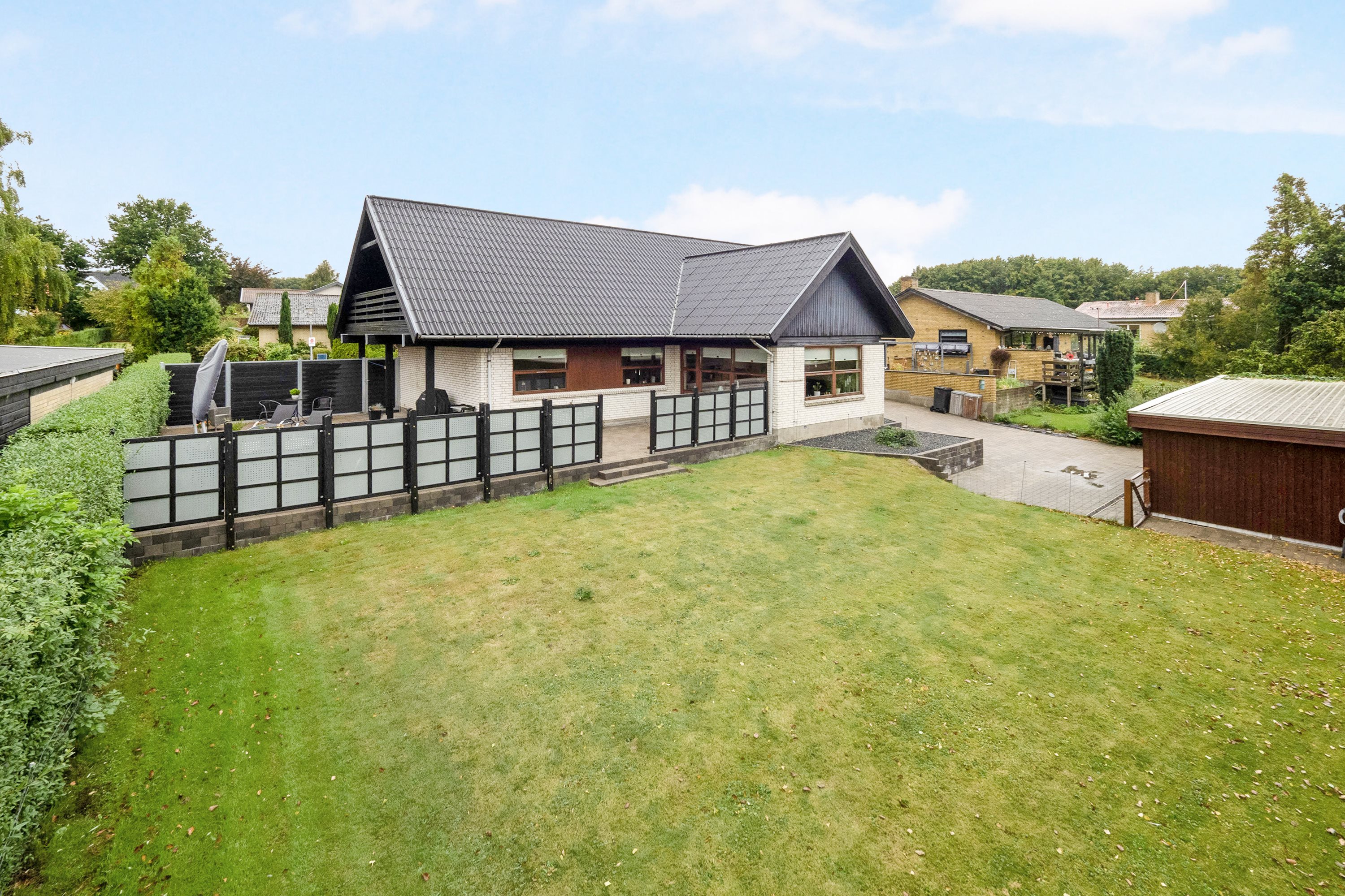 Fremhævet have billede i fuldskærmstilstand. Billede af Græsmarken 11, 7900 Nykøbing M