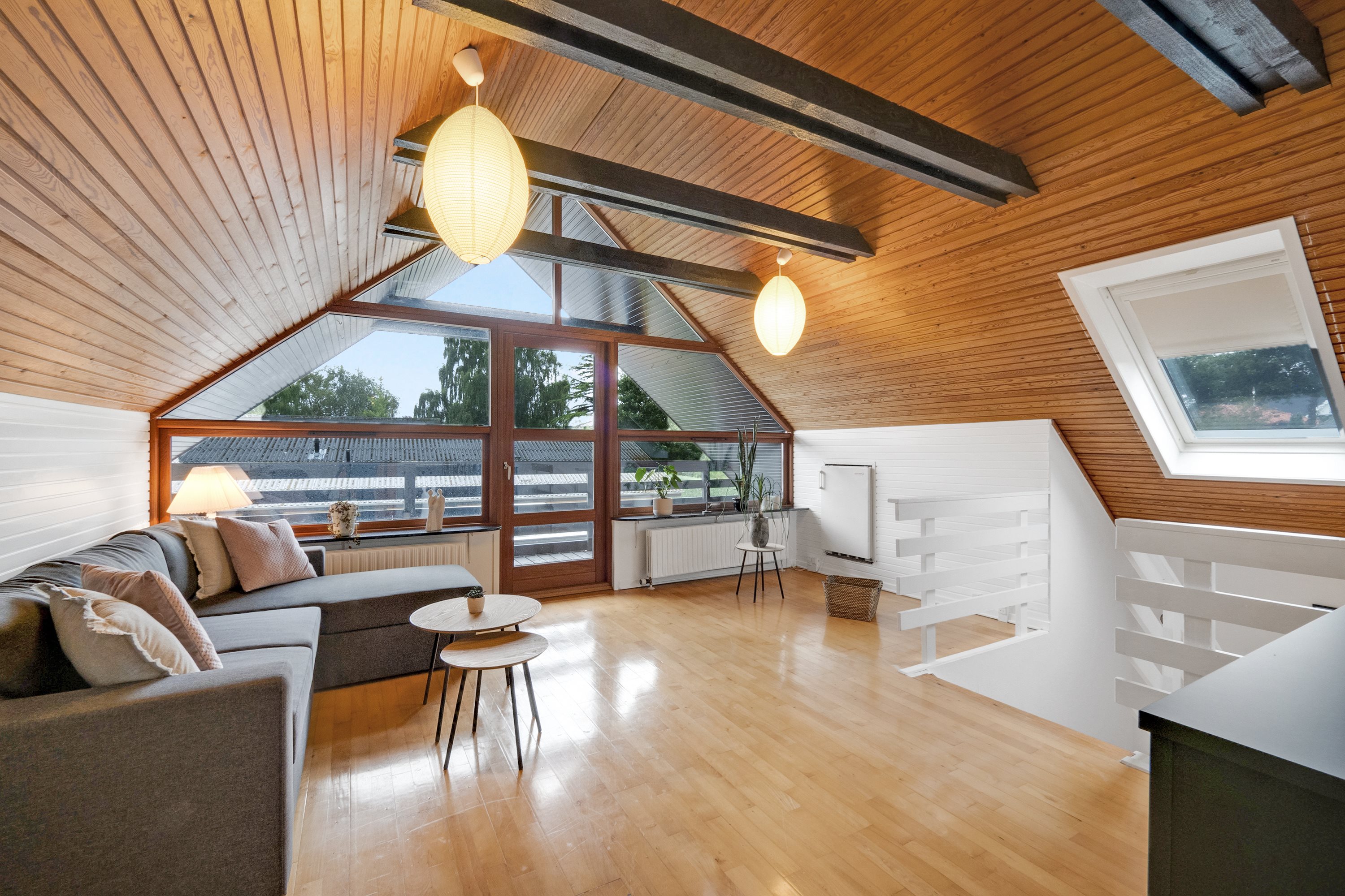 Fremhævet stue billede i fuldskærmstilstand. Billede af Græsmarken 11, 7900 Nykøbing M