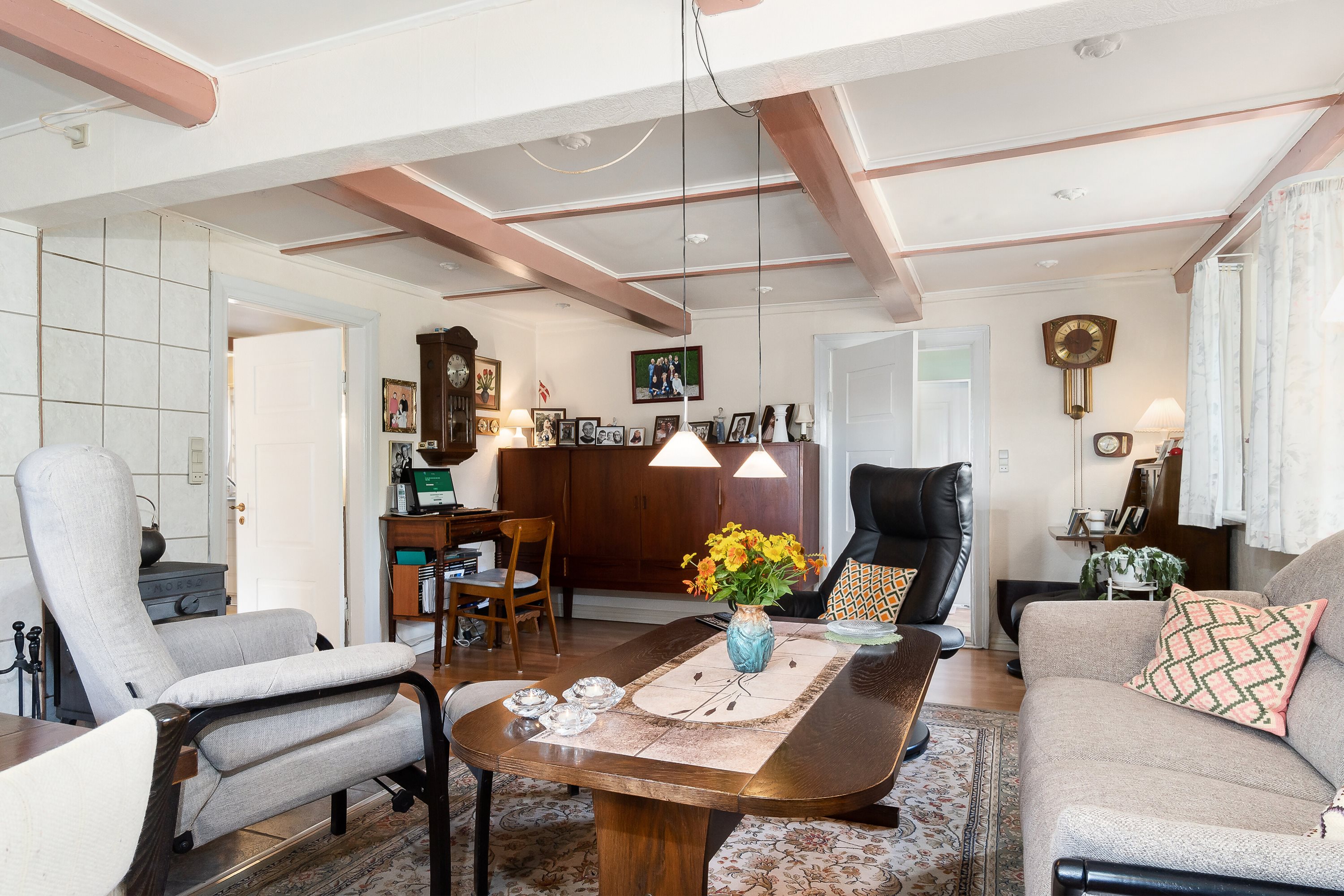 Fremhævet stue billede i fuldskærmstilstand. Billede af Chr. Richardtsvej 42, Ørsted, 5620 Glamsbjerg