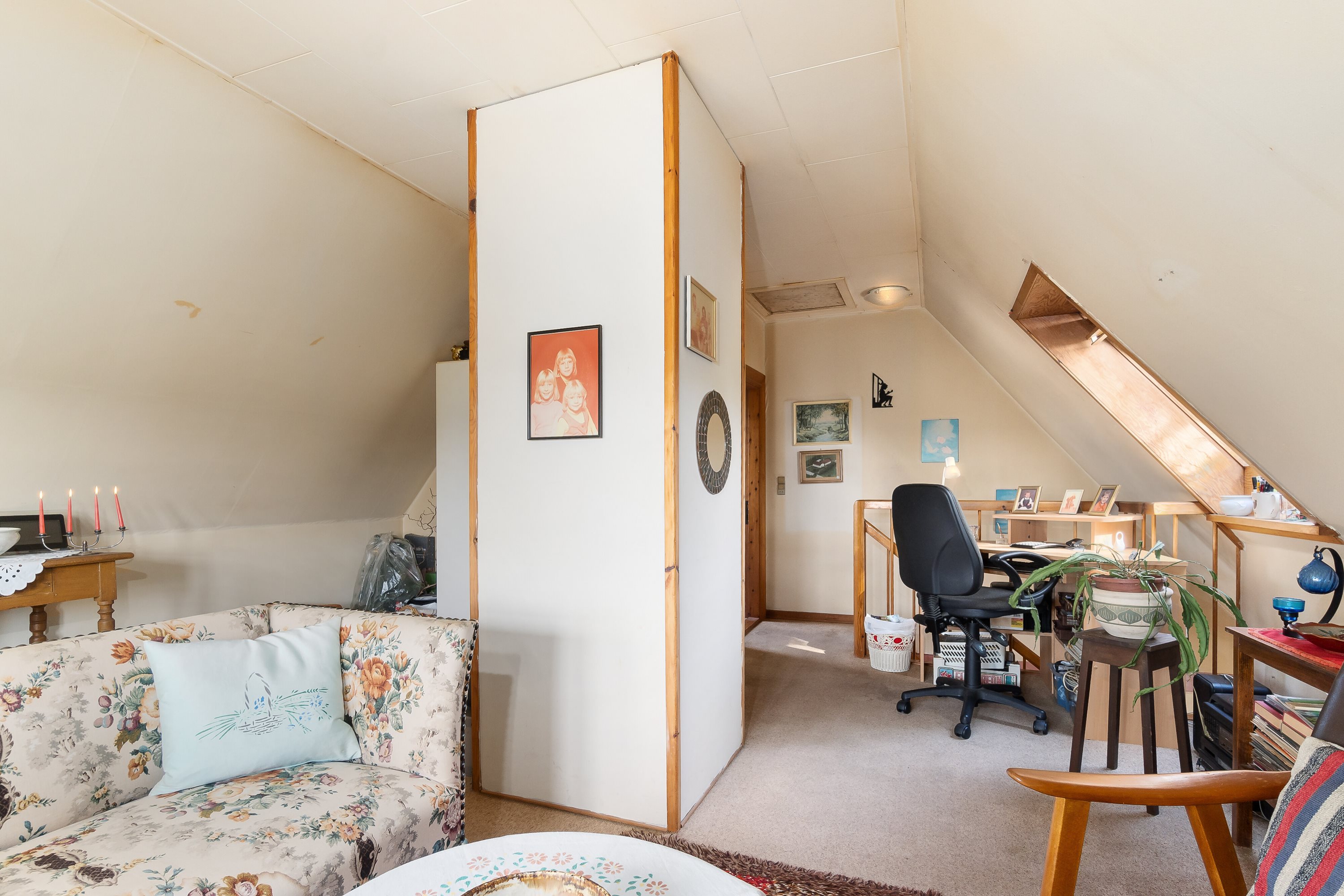 Fremhævet stue billede i fuldskærmstilstand. Billede af Chr. Richardtsvej 42, Ørsted, 5620 Glamsbjerg